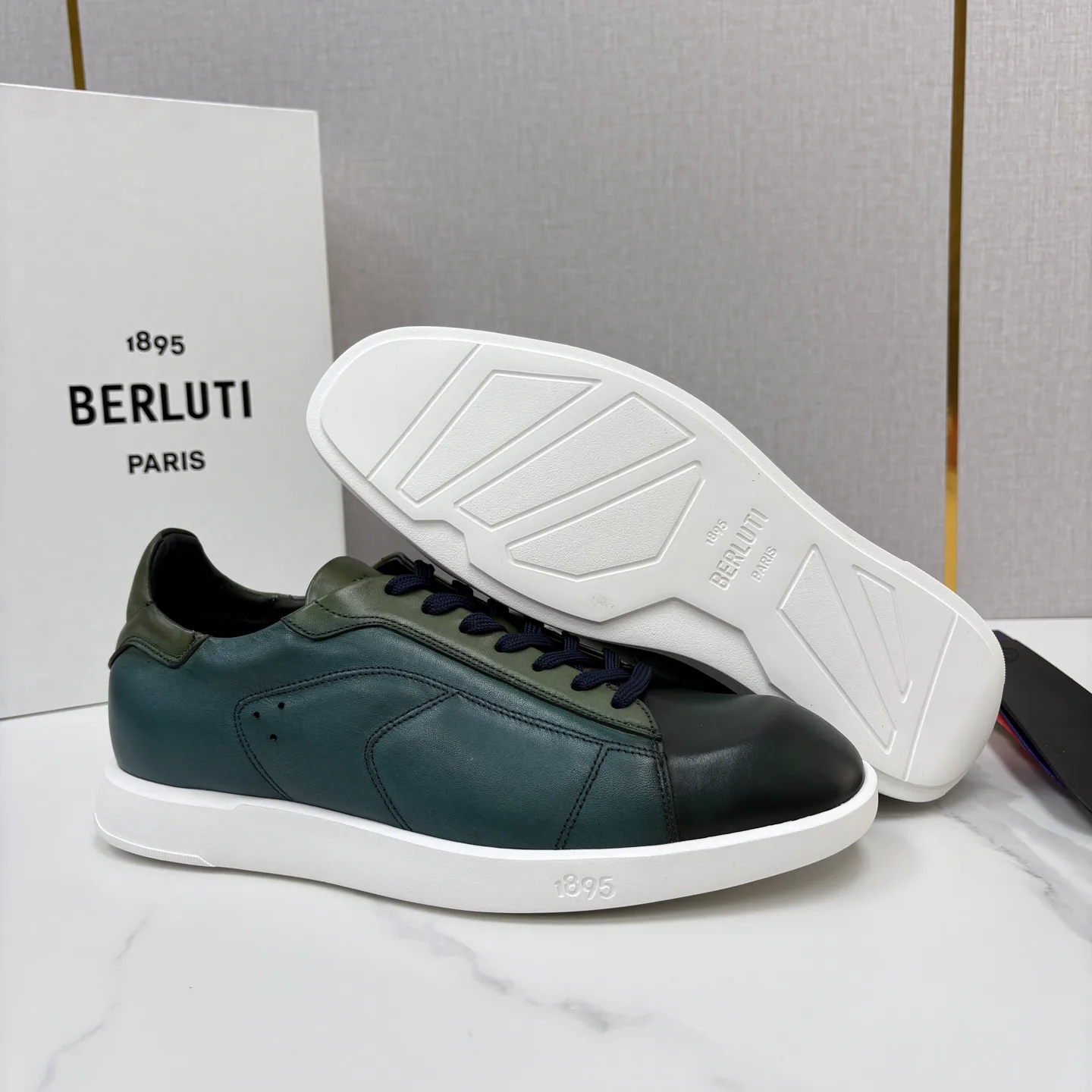 Men's Sneakers BERLUTI 17579107