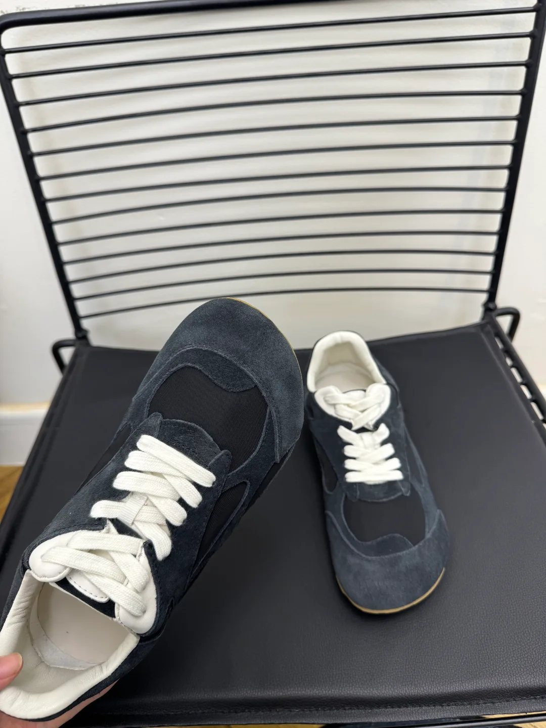 Women's Sneakers BOTTEGA VENETA 18367002