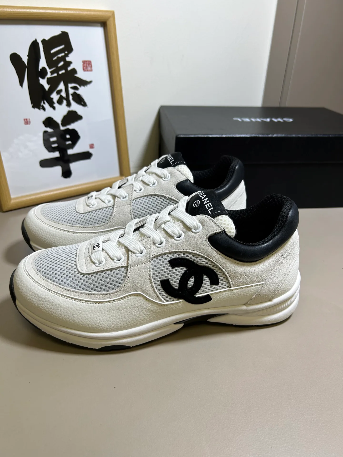Women's Sneakers CHANEL 17954906