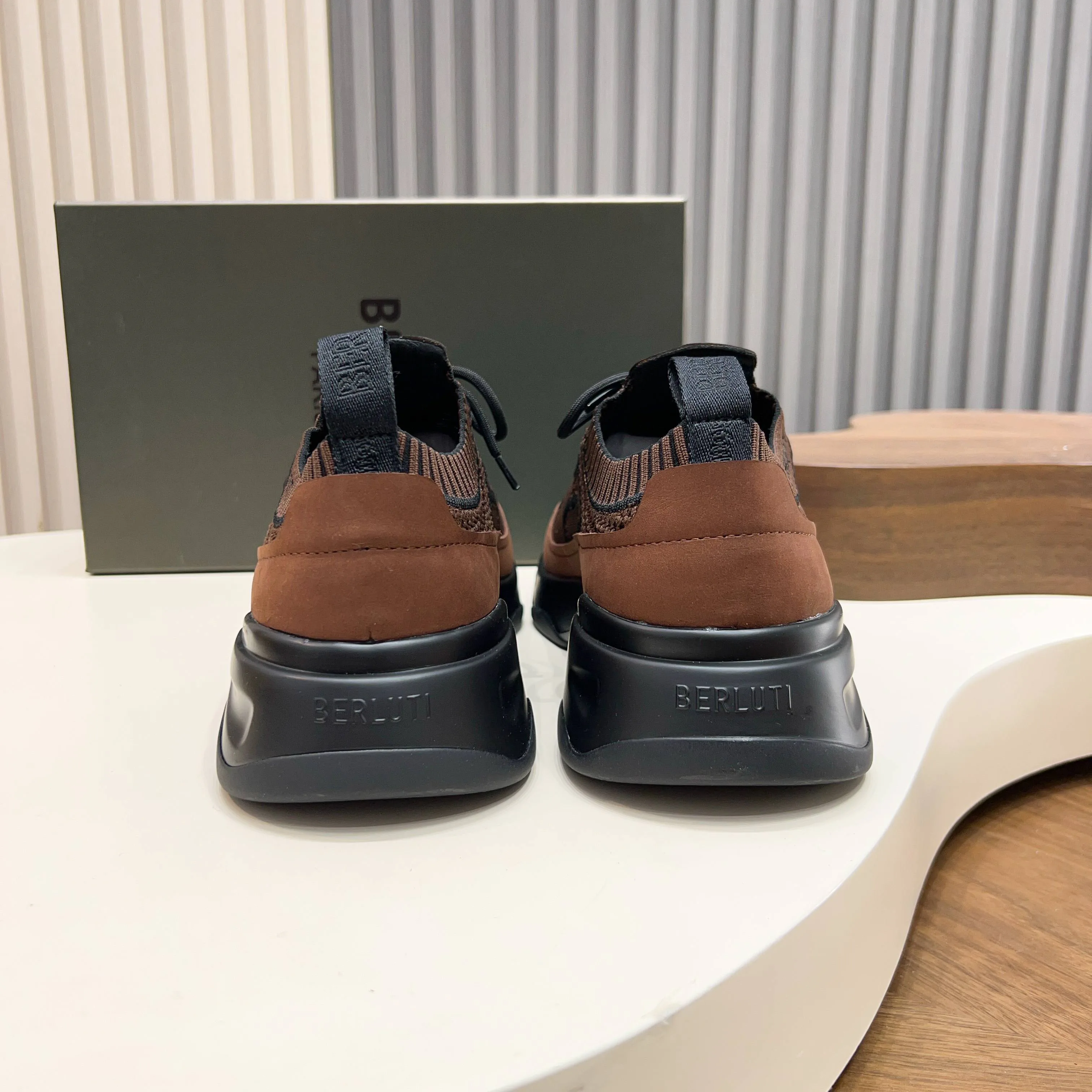 Men's Sneakers BERLUTI 18453042