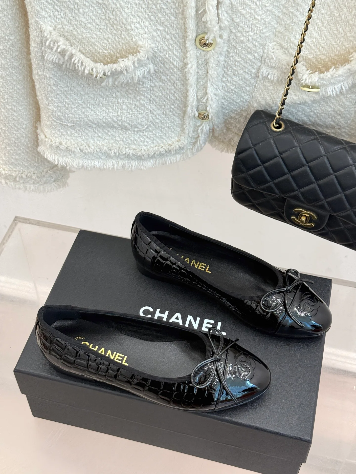 Women's Ballet Flats CHANEL 17406179