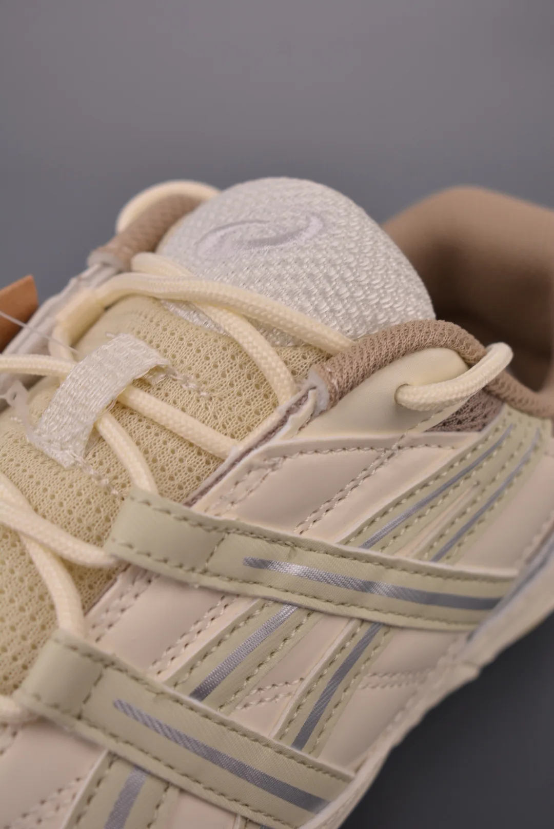 Women's Sneakers ASICS 17182618