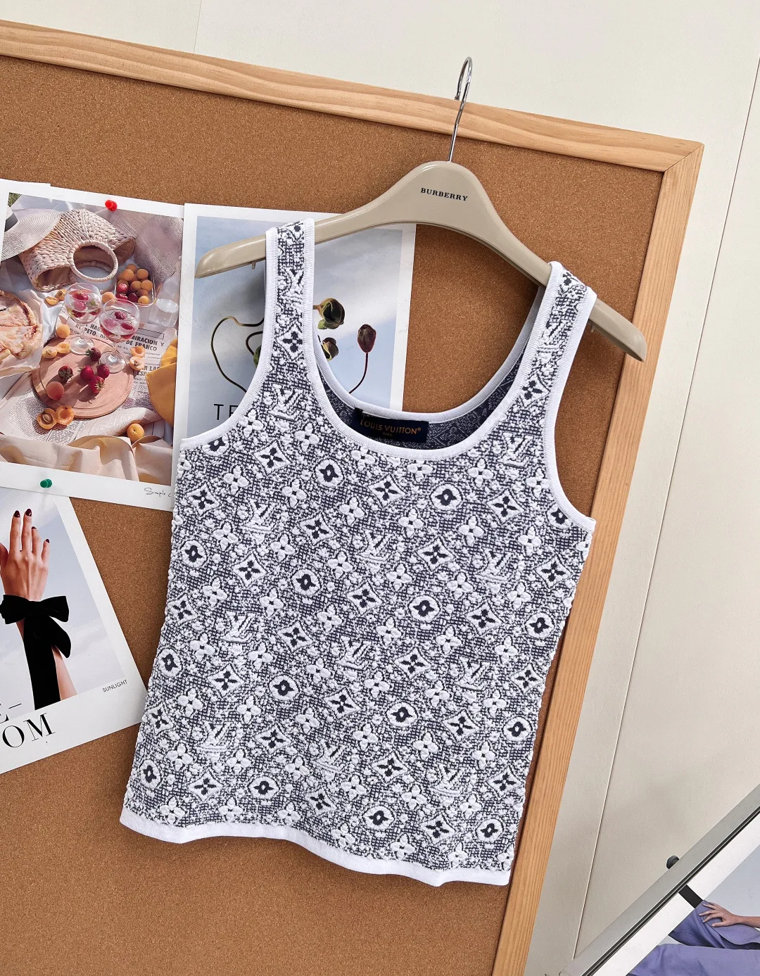 Women's Vests LOUIS VUITTON 16930789