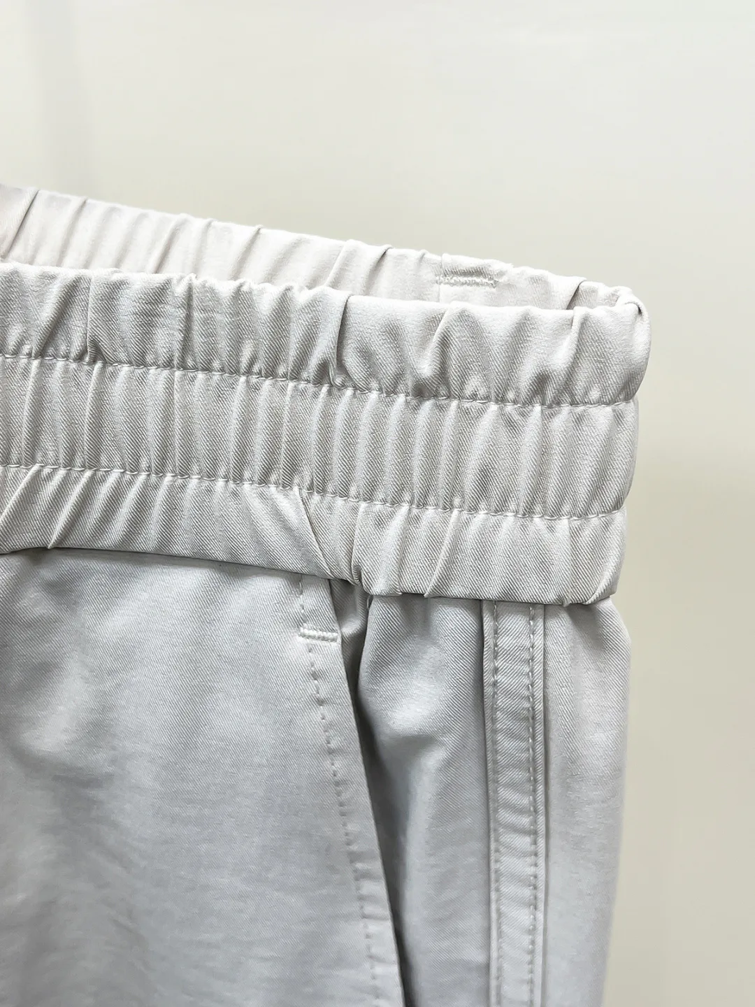Men's Trousers PRADA 18499191