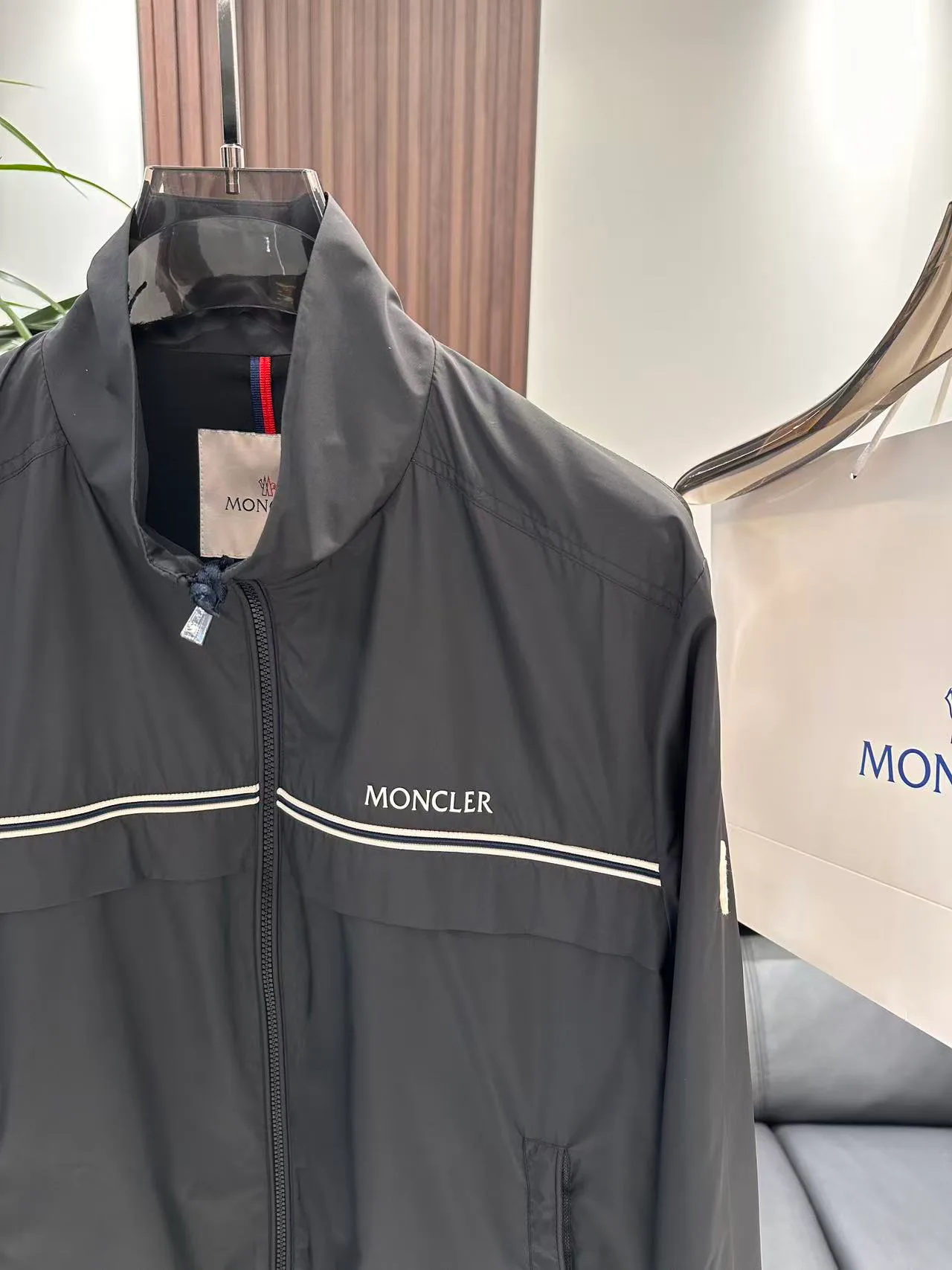 Men's Jackets And Down Jackets MONCLER 18510169