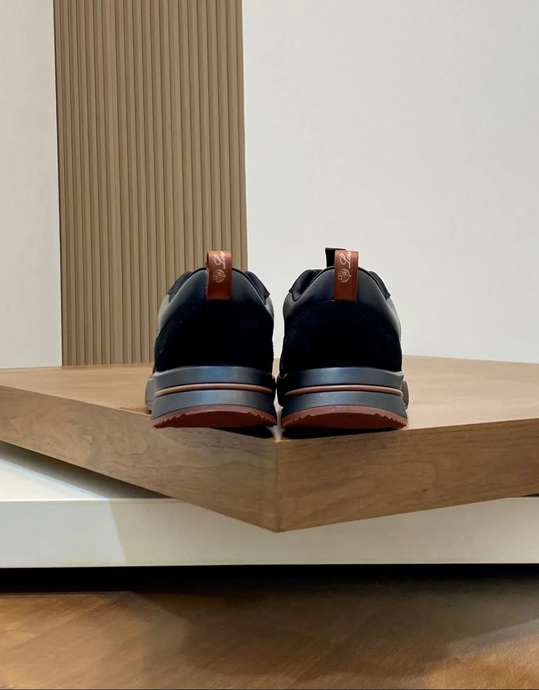 Men's Sneakers LORO PIANA 18143010
