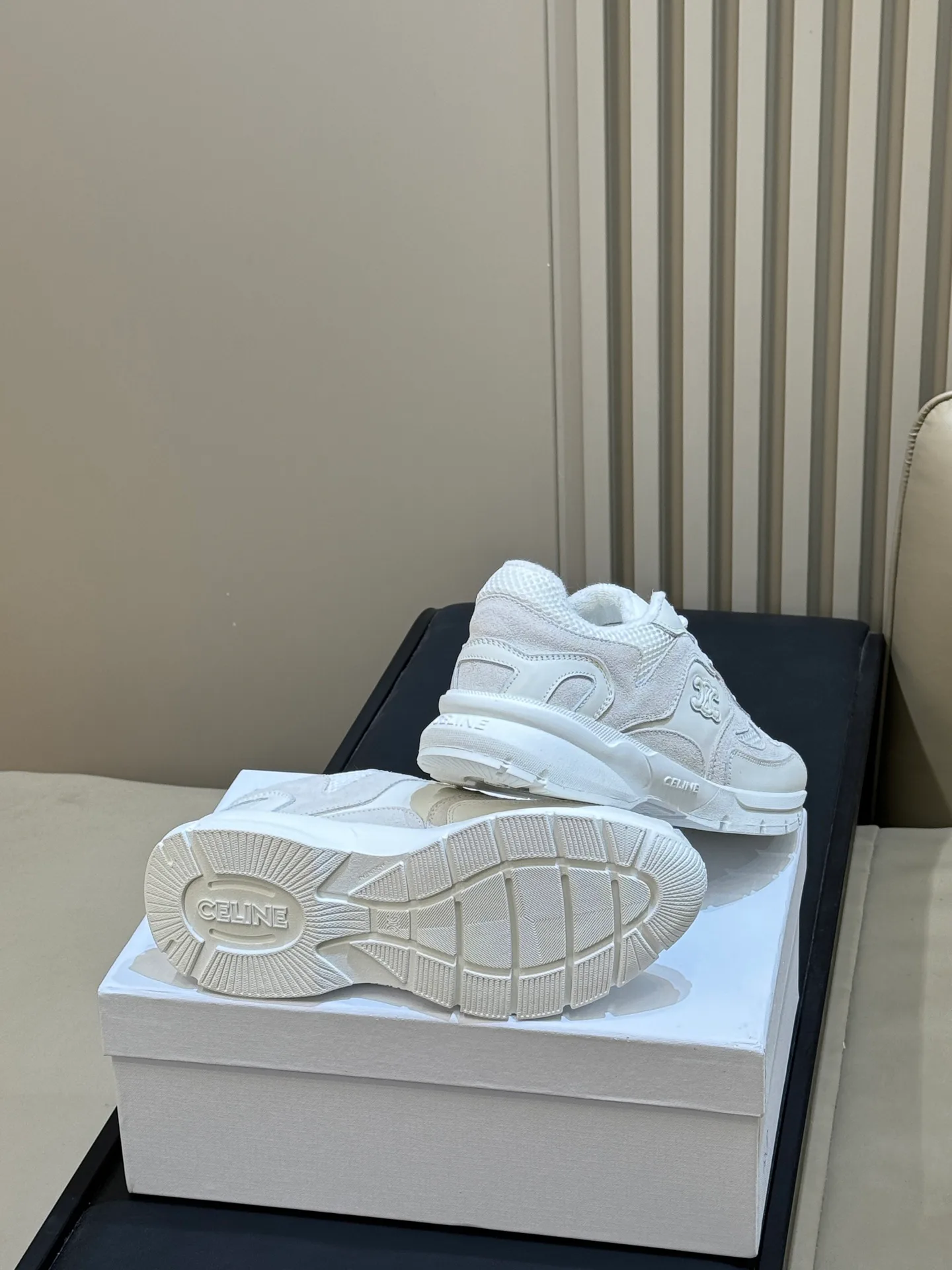 Women's Sneakers CELINE 18073253