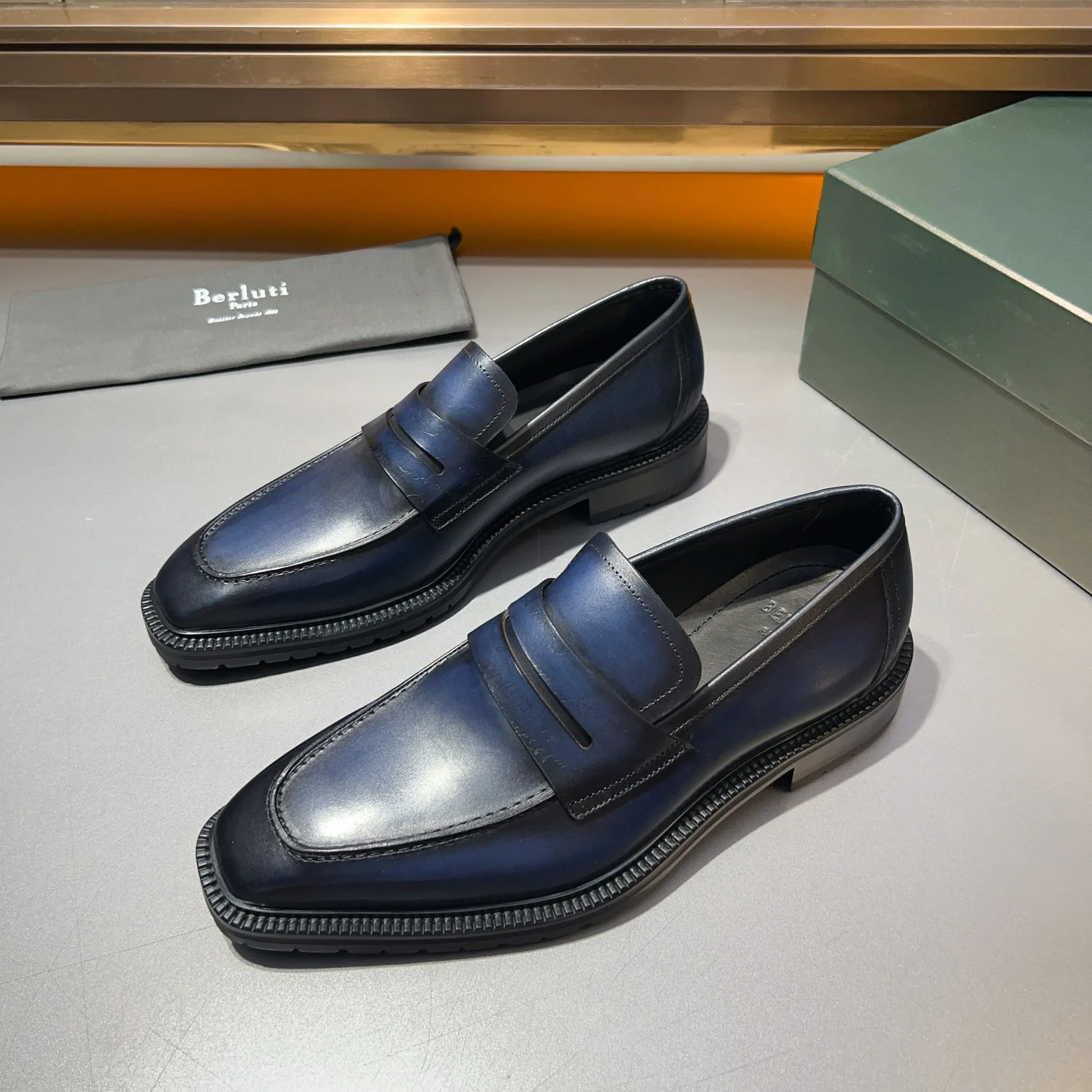 Men's Loafers And Dress Shoes BERLUTI 17955318
