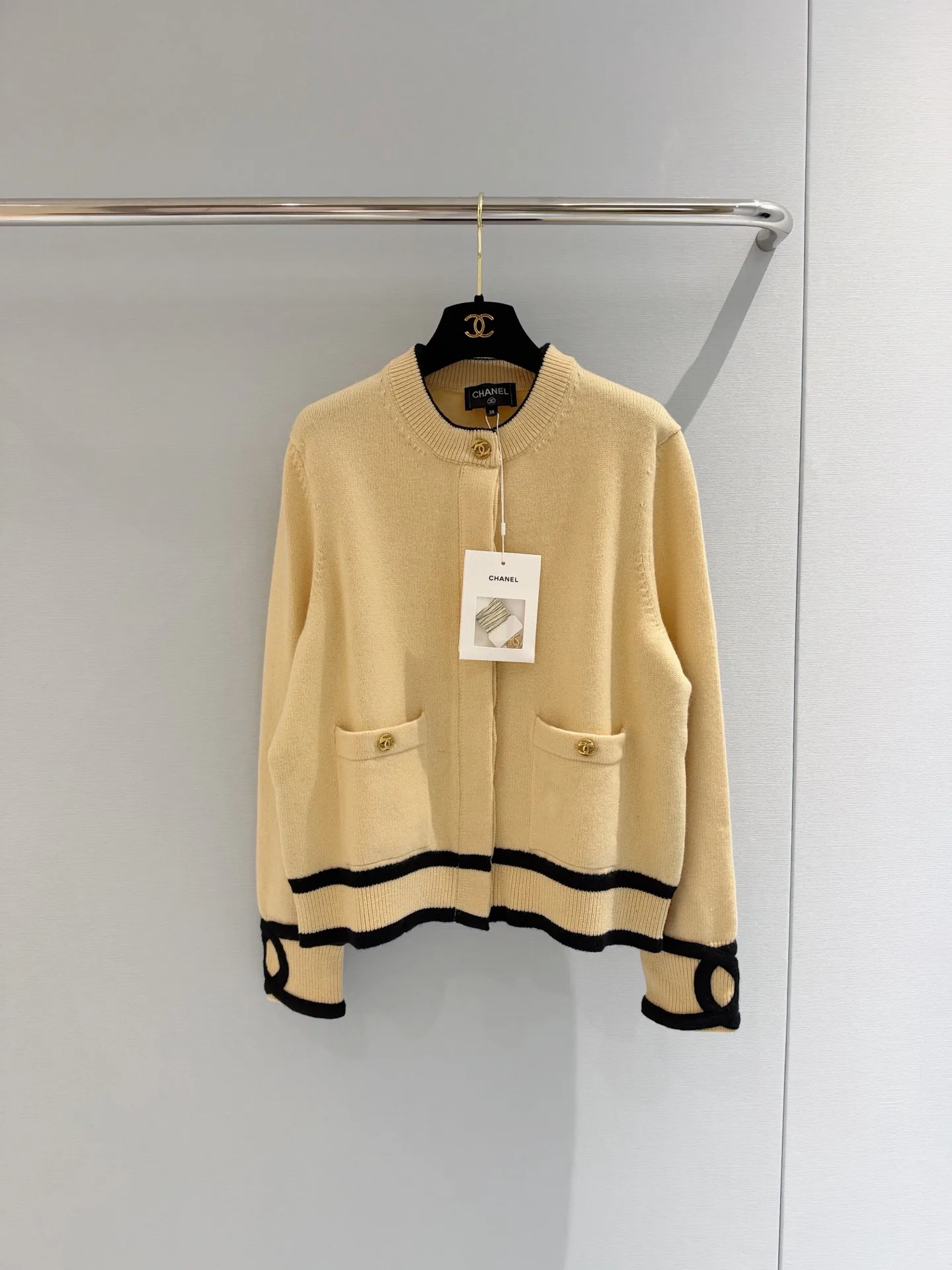 Women's Jumpers And Sweaters CHANEL 19541529