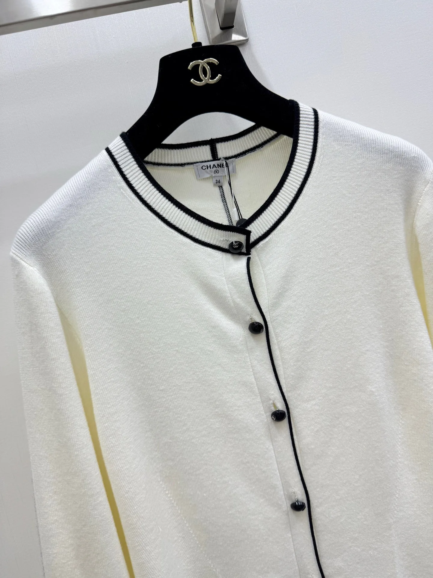 Women's Jumpers And Sweaters CHANEL 17953905