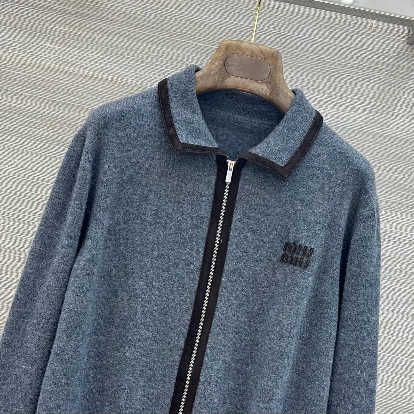 Women's Jumpers And Sweaters MIU MIU 18349575