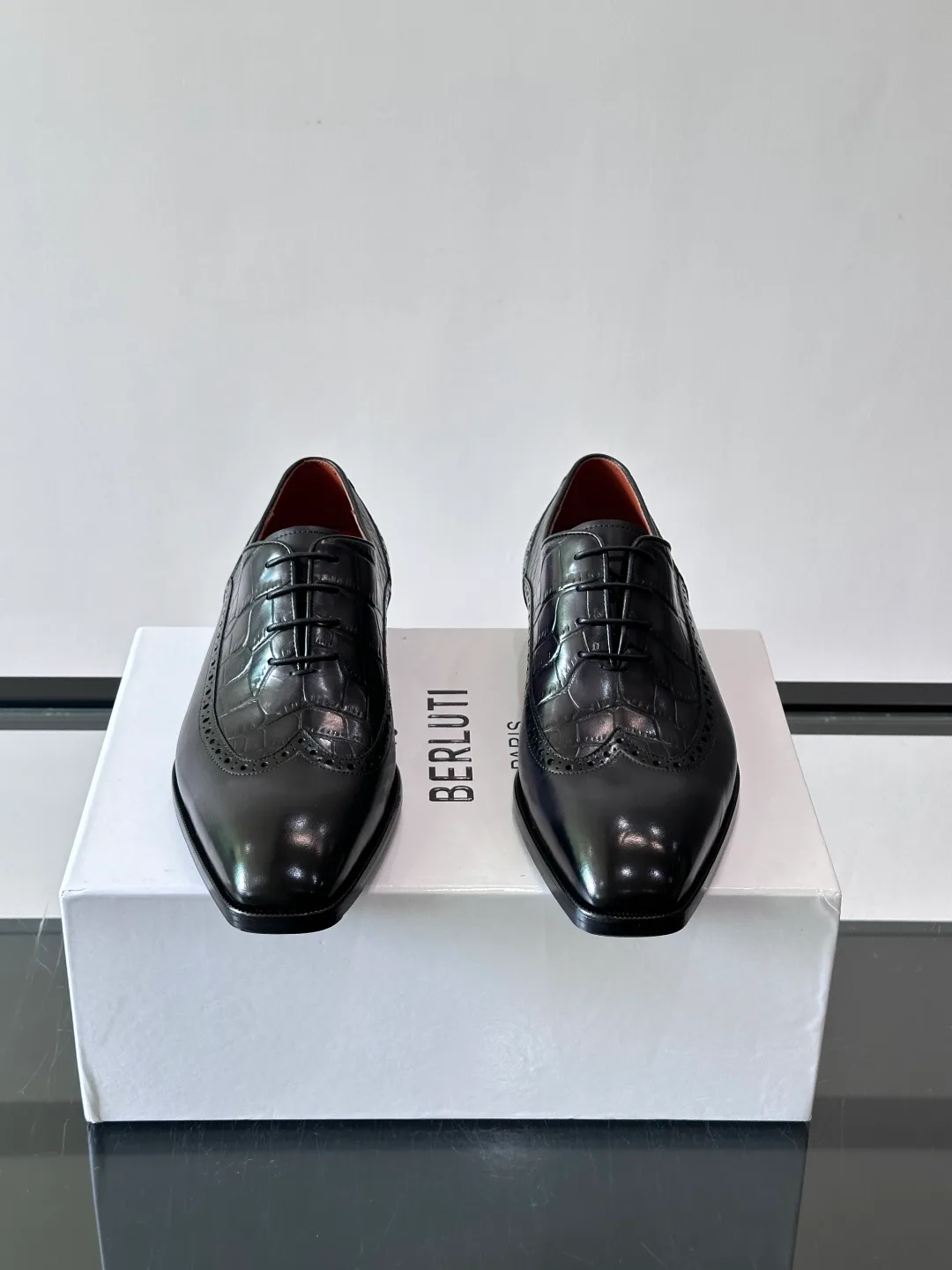 Men's Loafers And Dress Shoes BERLUTI 17466896