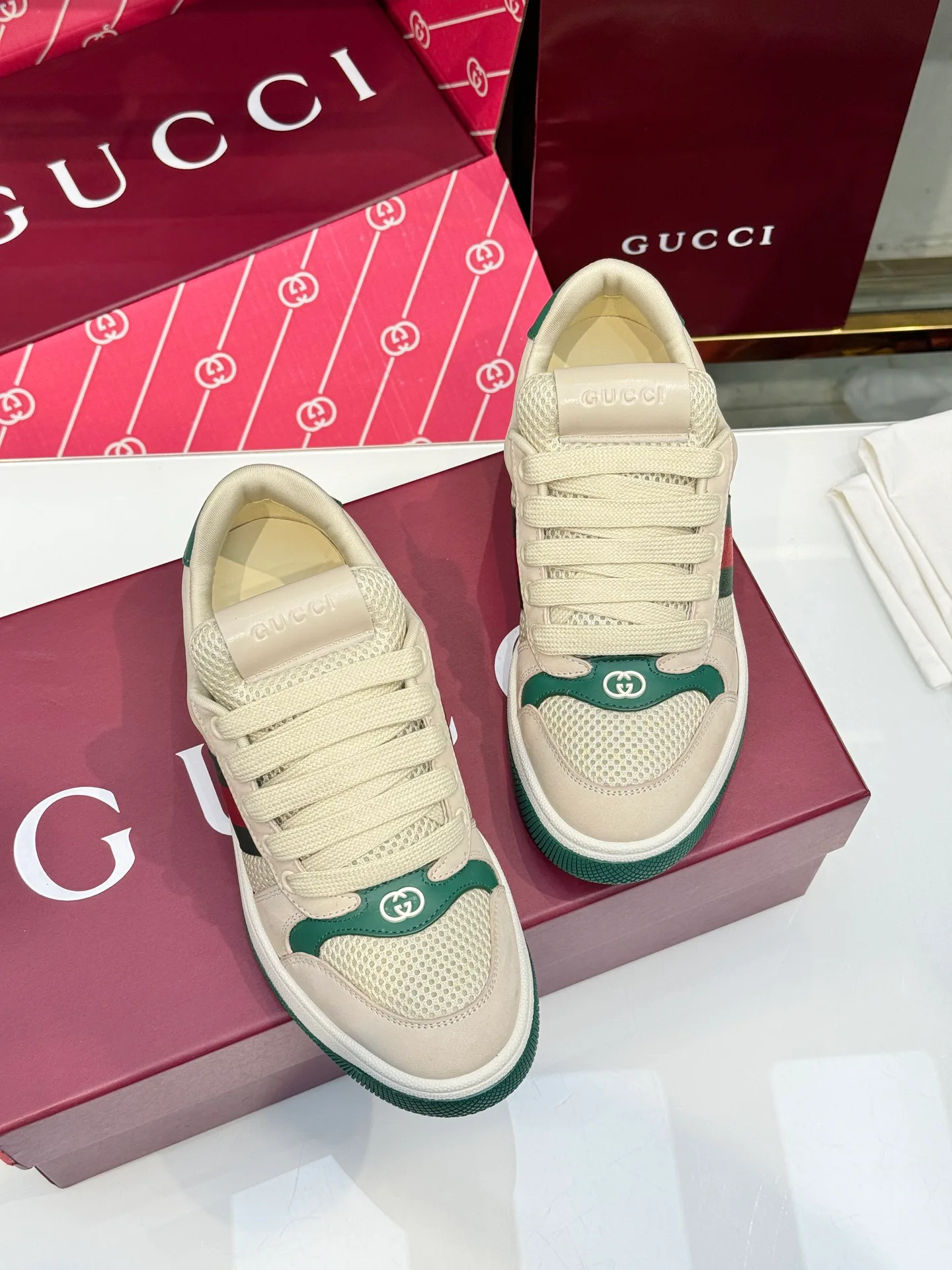 Women's Sneakers GUCCI 17946878