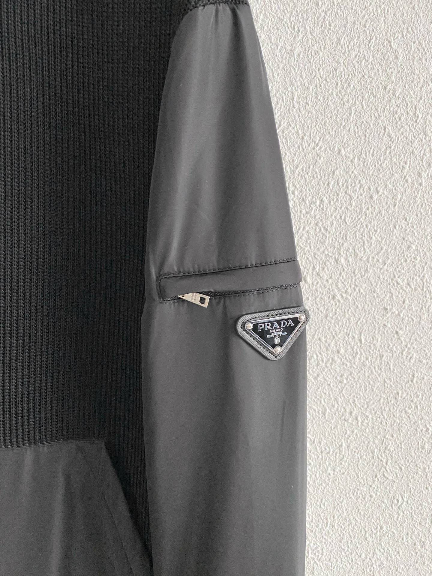 Men's Jackets And Down Jackets PRADA 18085196