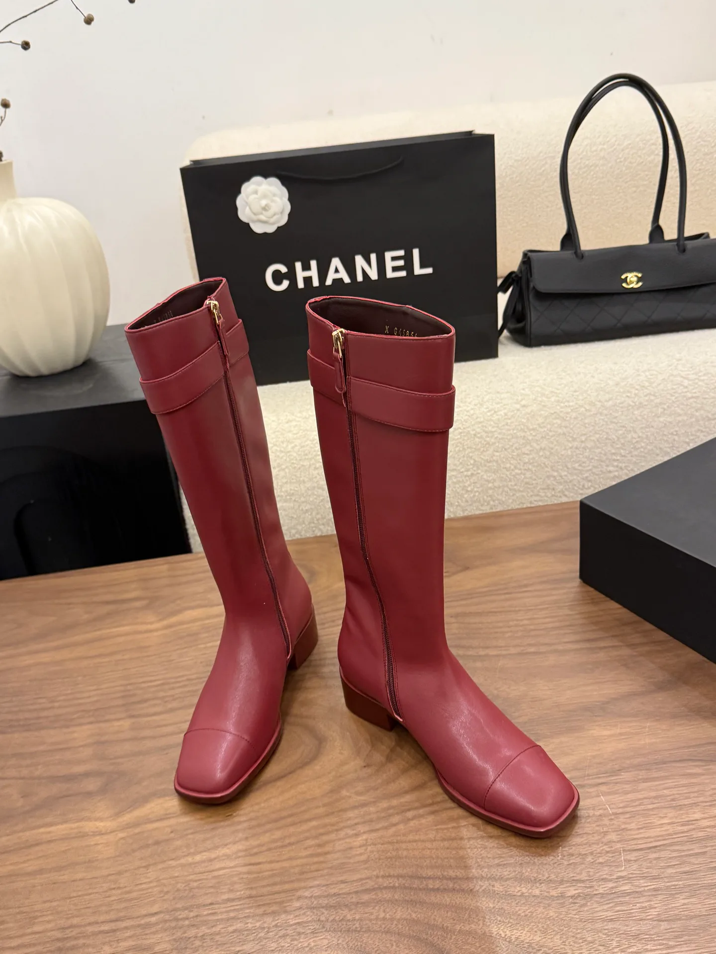 Women's Boots CHANEL 18323415