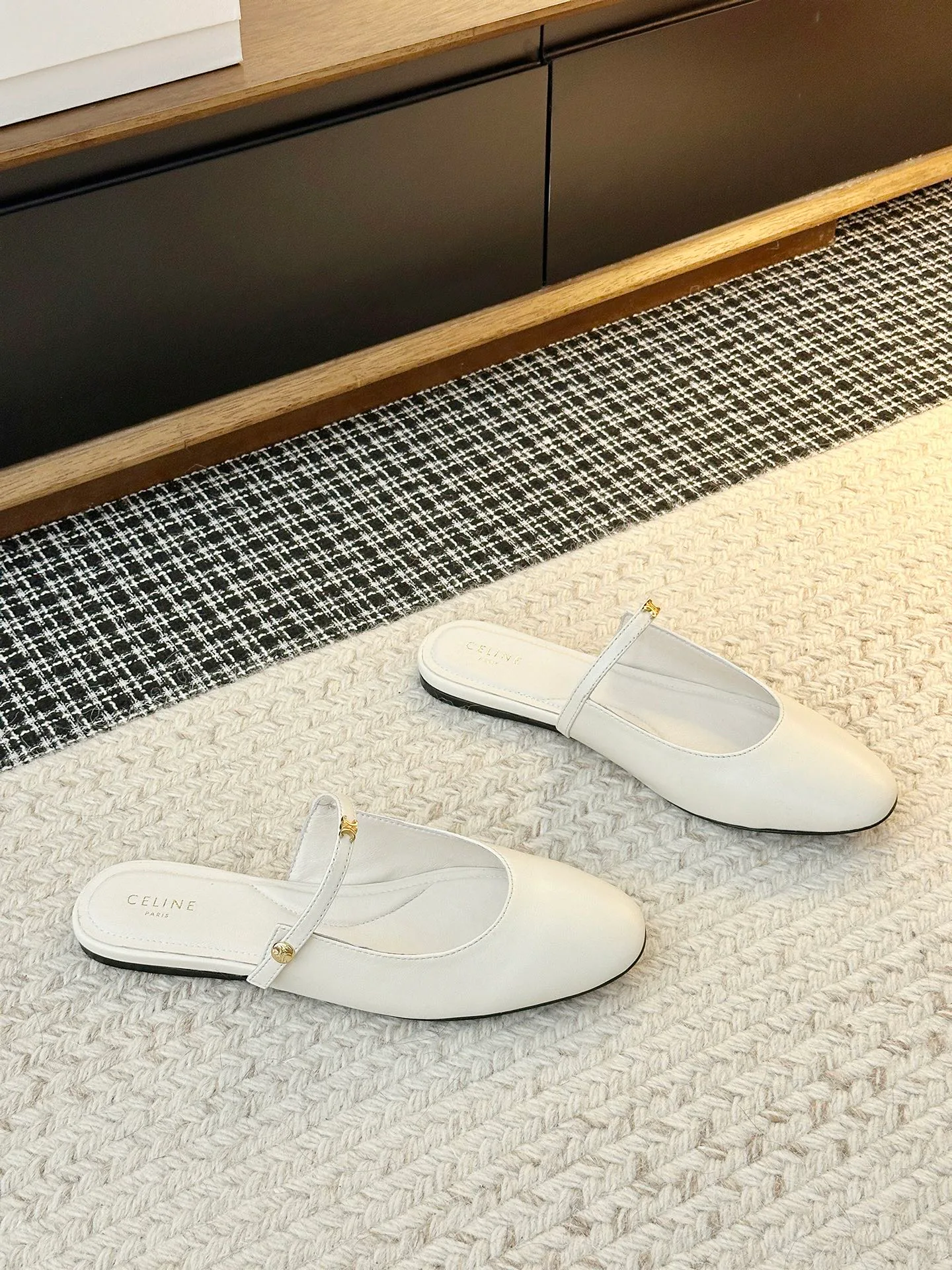 Women's Mules And Clogs CELINE 17946528