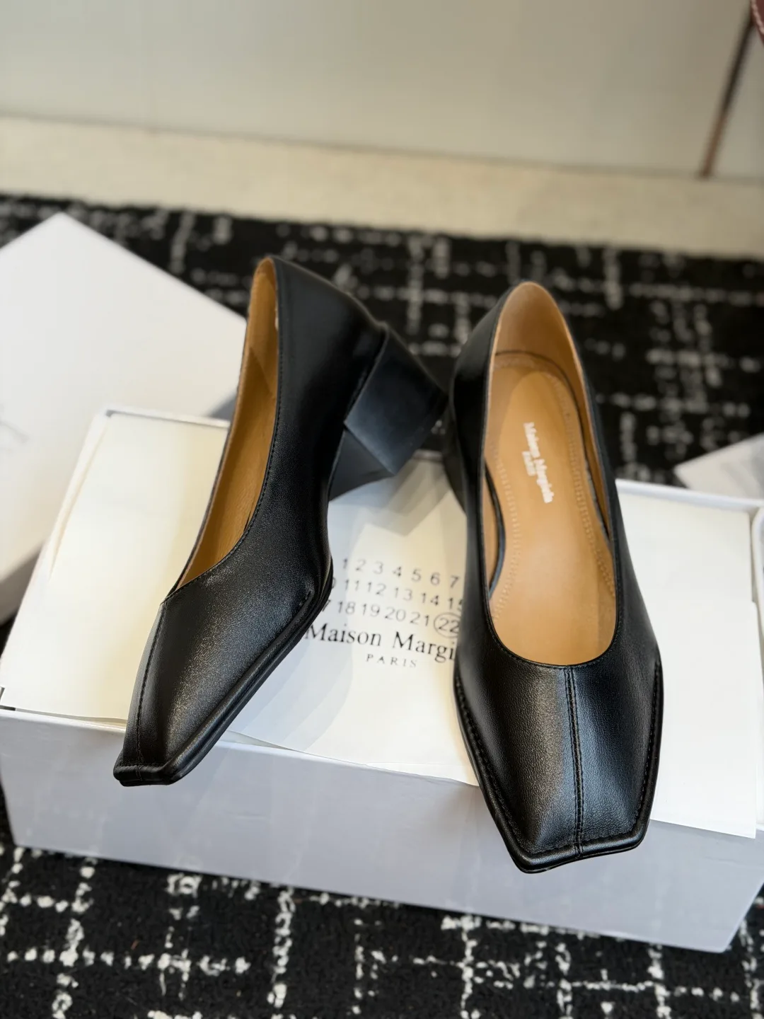 Women's Heels MAISON MARGIELA 18034885