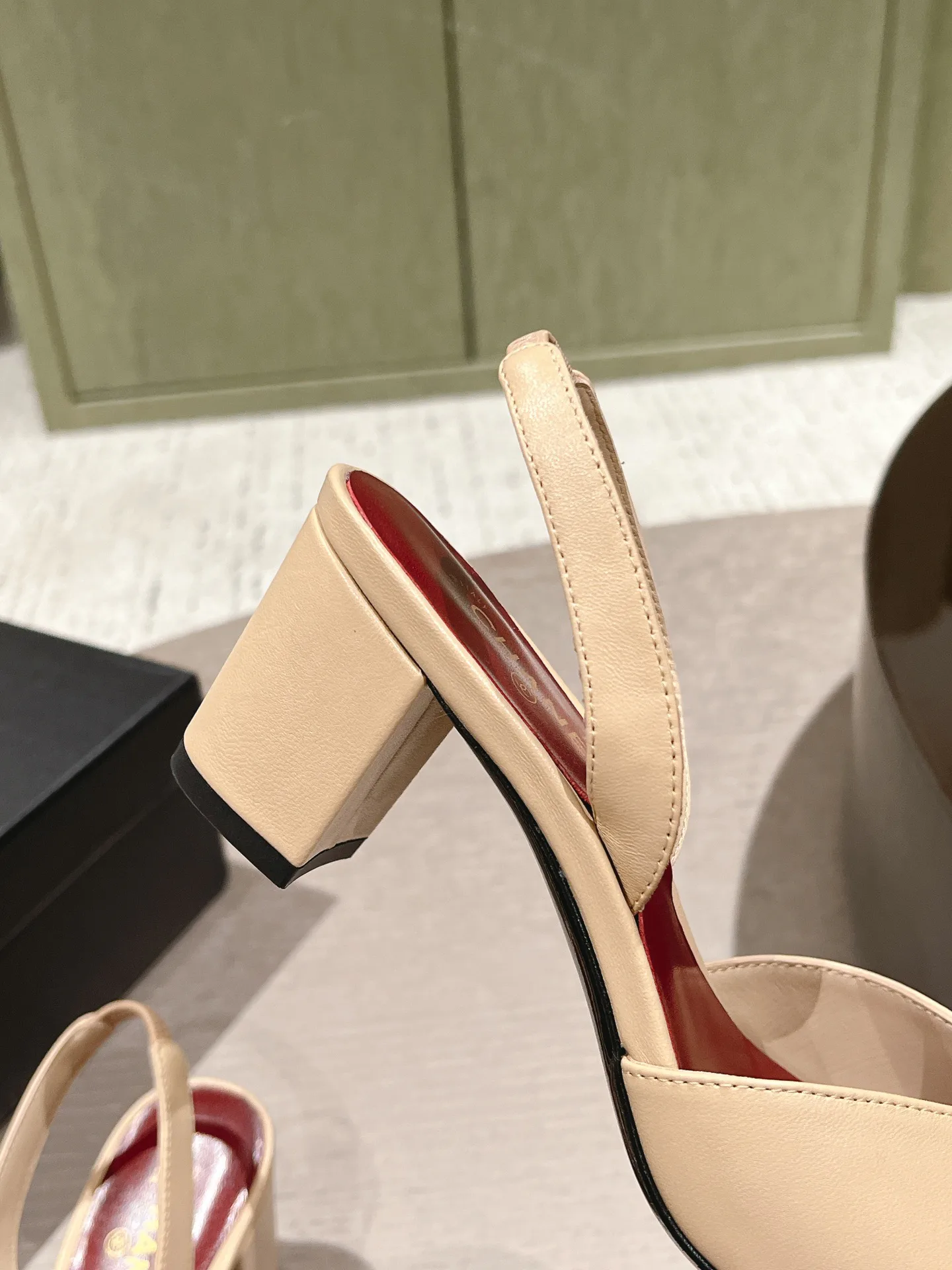Women's Open-Toe Sandals CHANEL 18508974