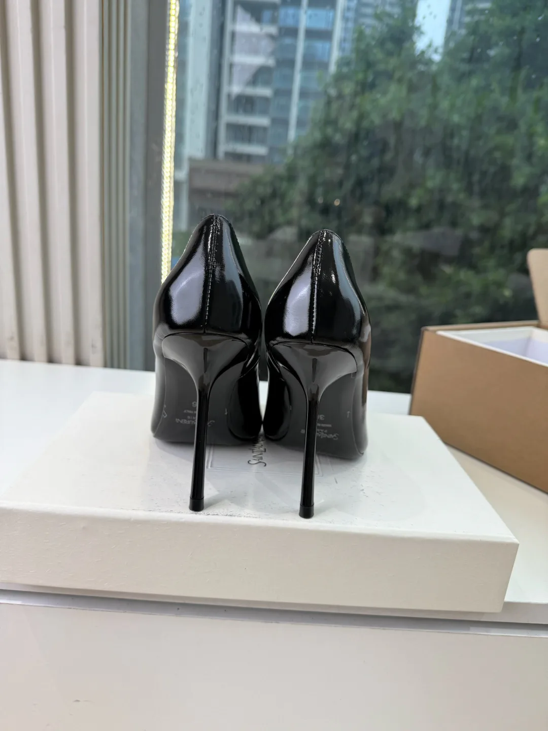 Women's Heels SAINT LAURENT 18104142