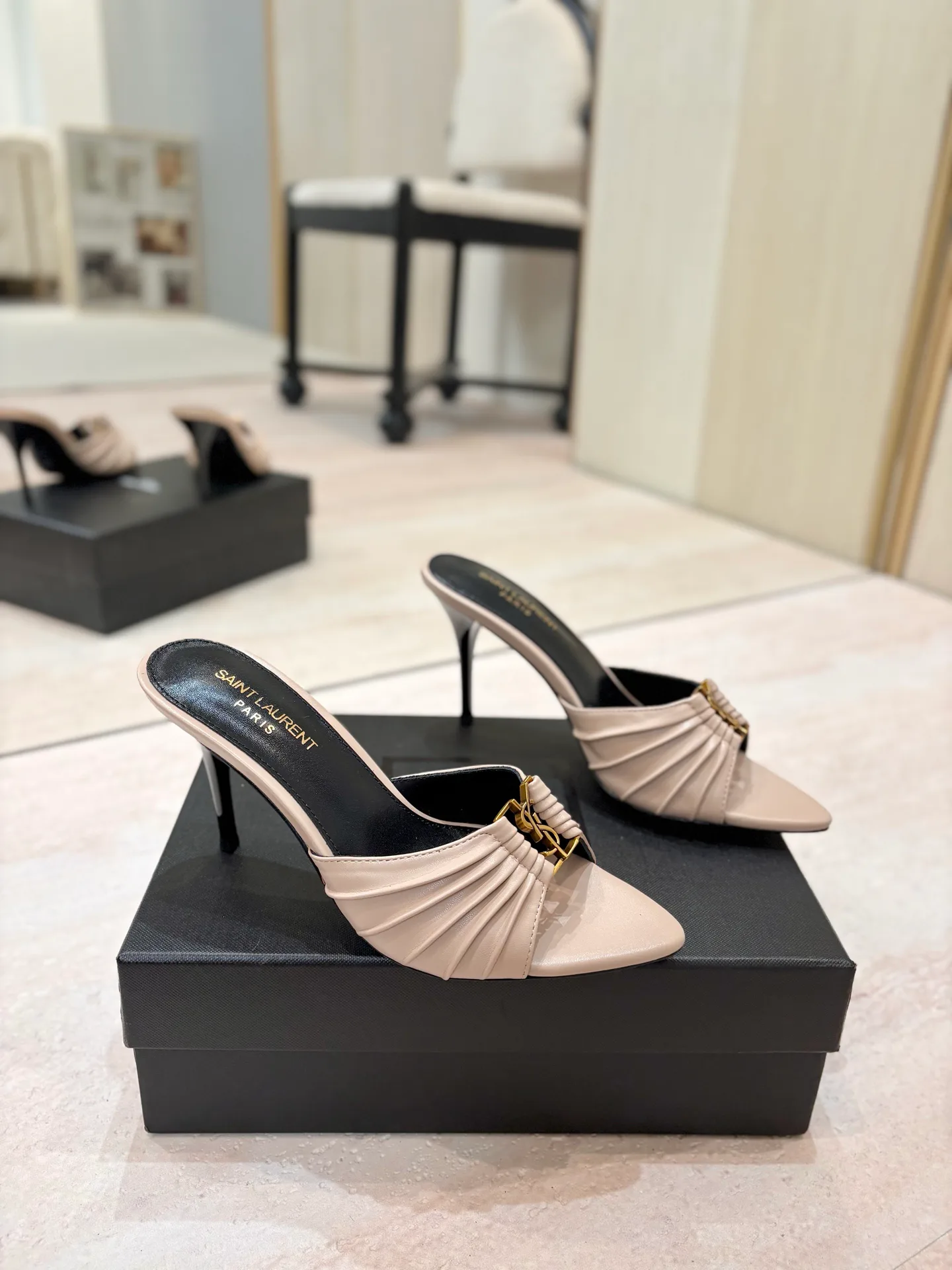 Women's Mules And Clogs SAINT LAURENT 17476059