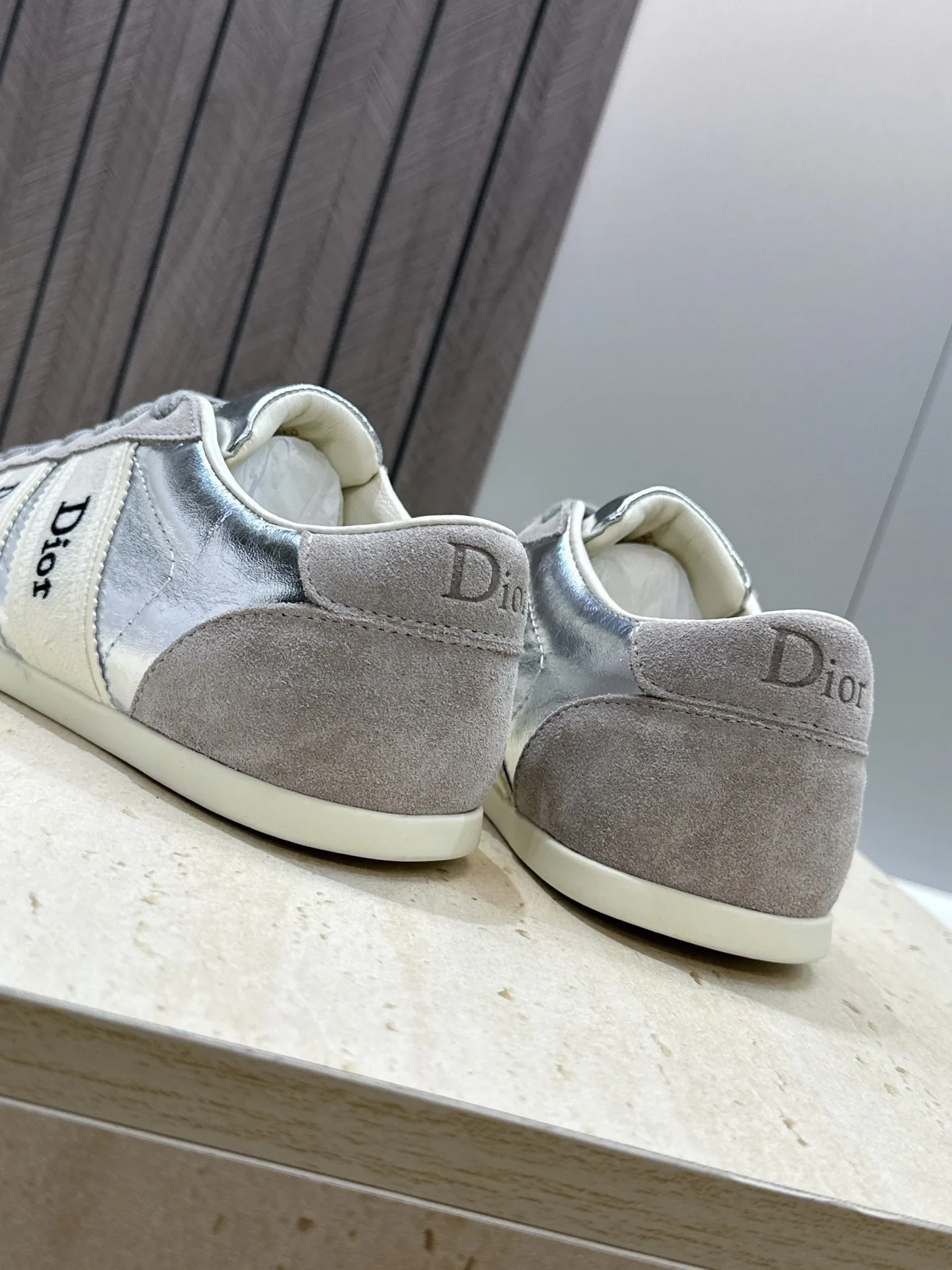 Women's Sneakers CHRISTIAN DIOR 17612350