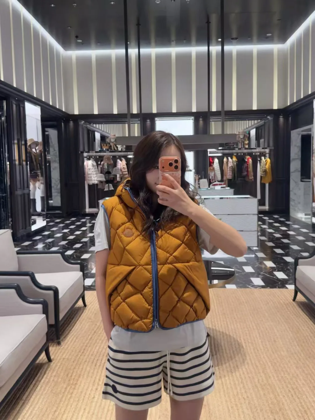 Women's Vests MONCLER 18517122