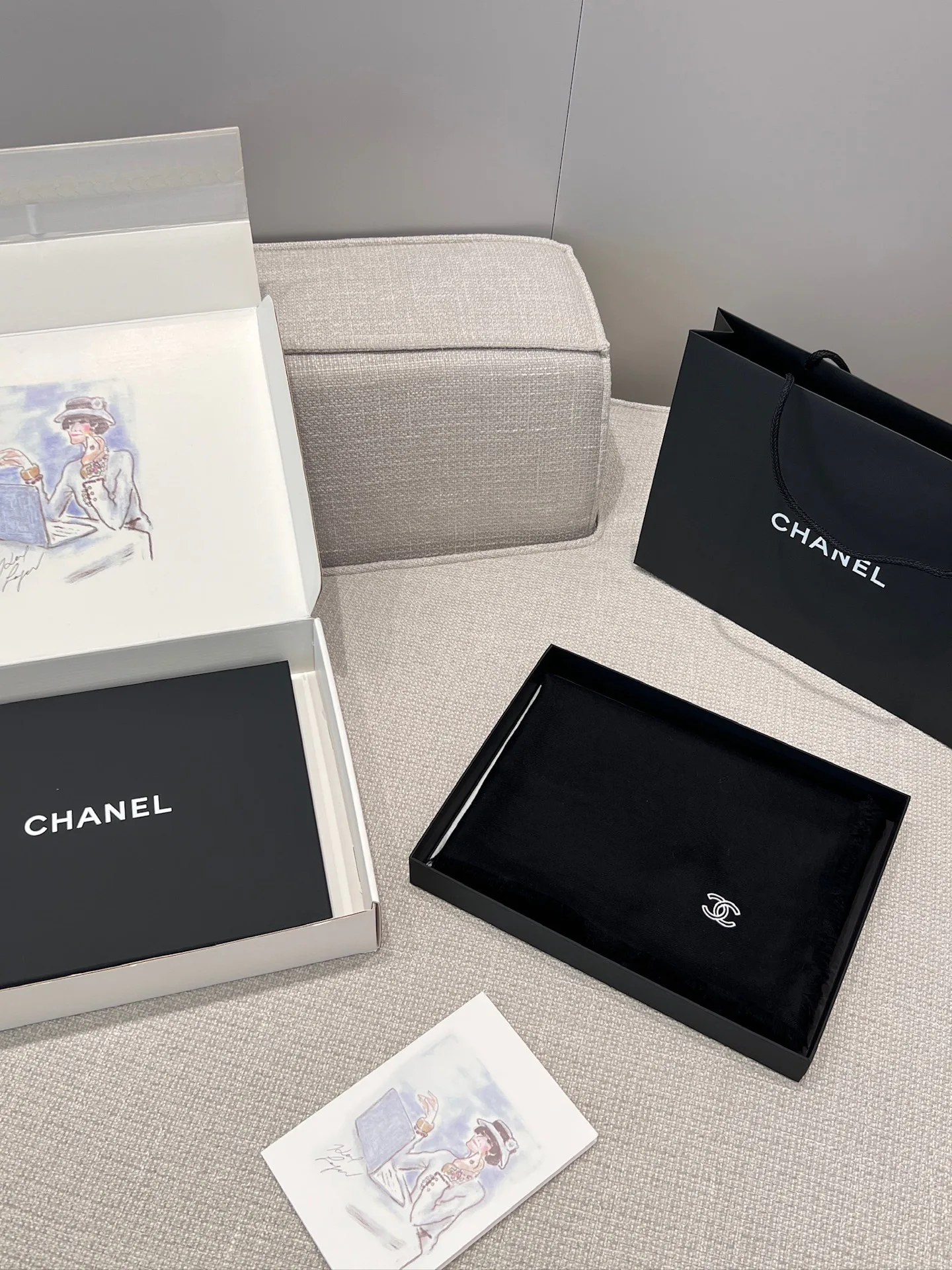 Scarves CHANEL 18141119