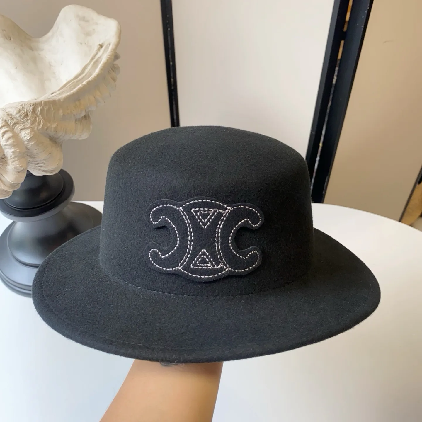 Hats CELINE 18104813
