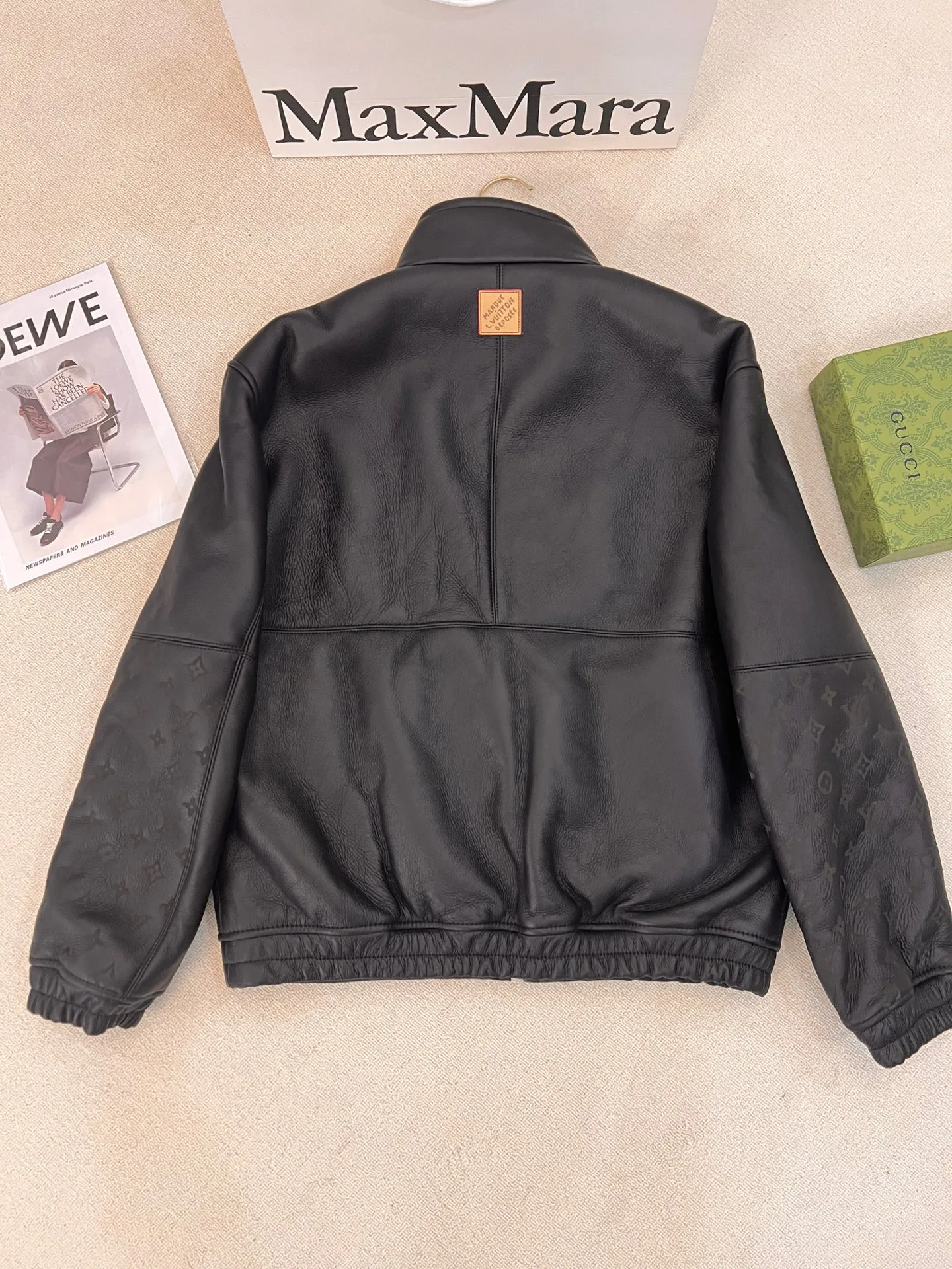 Women's Leather Jackets And Sheepskin Coats LOUIS VUITTON 18408985