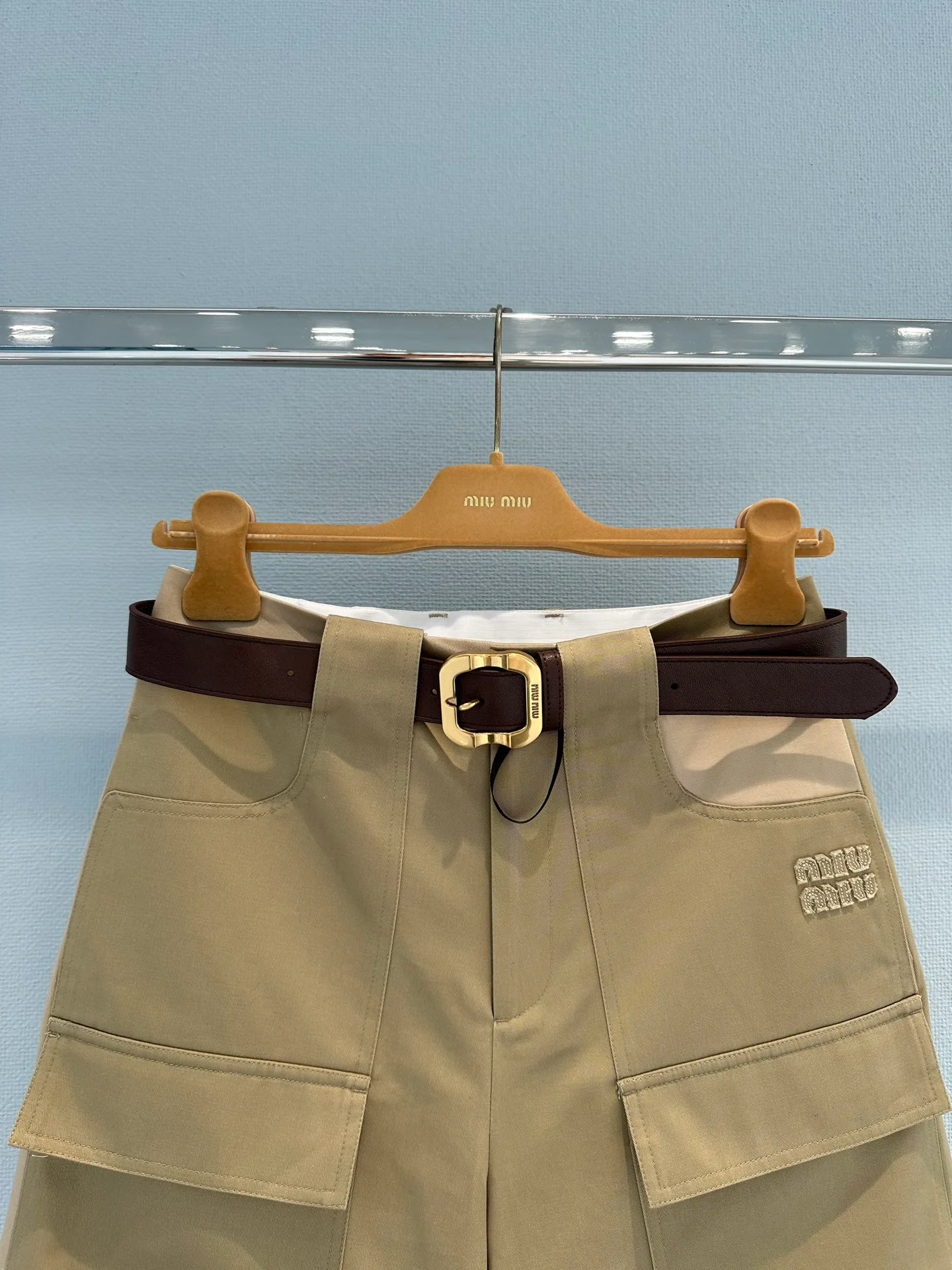 Women's Shorts MIU MIU 18114624
