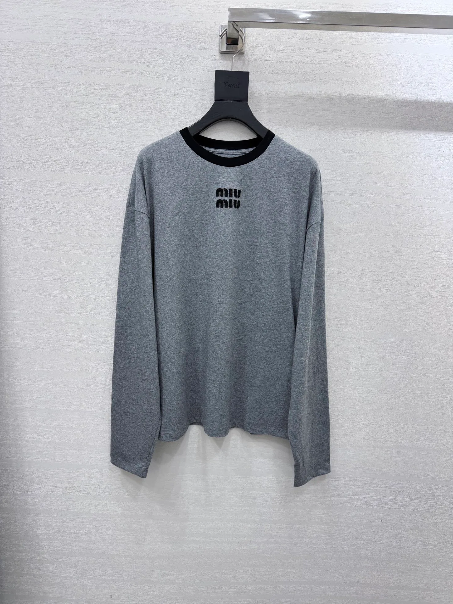 Women's Sweatshirts And Hoodies MIU MIU 17882593