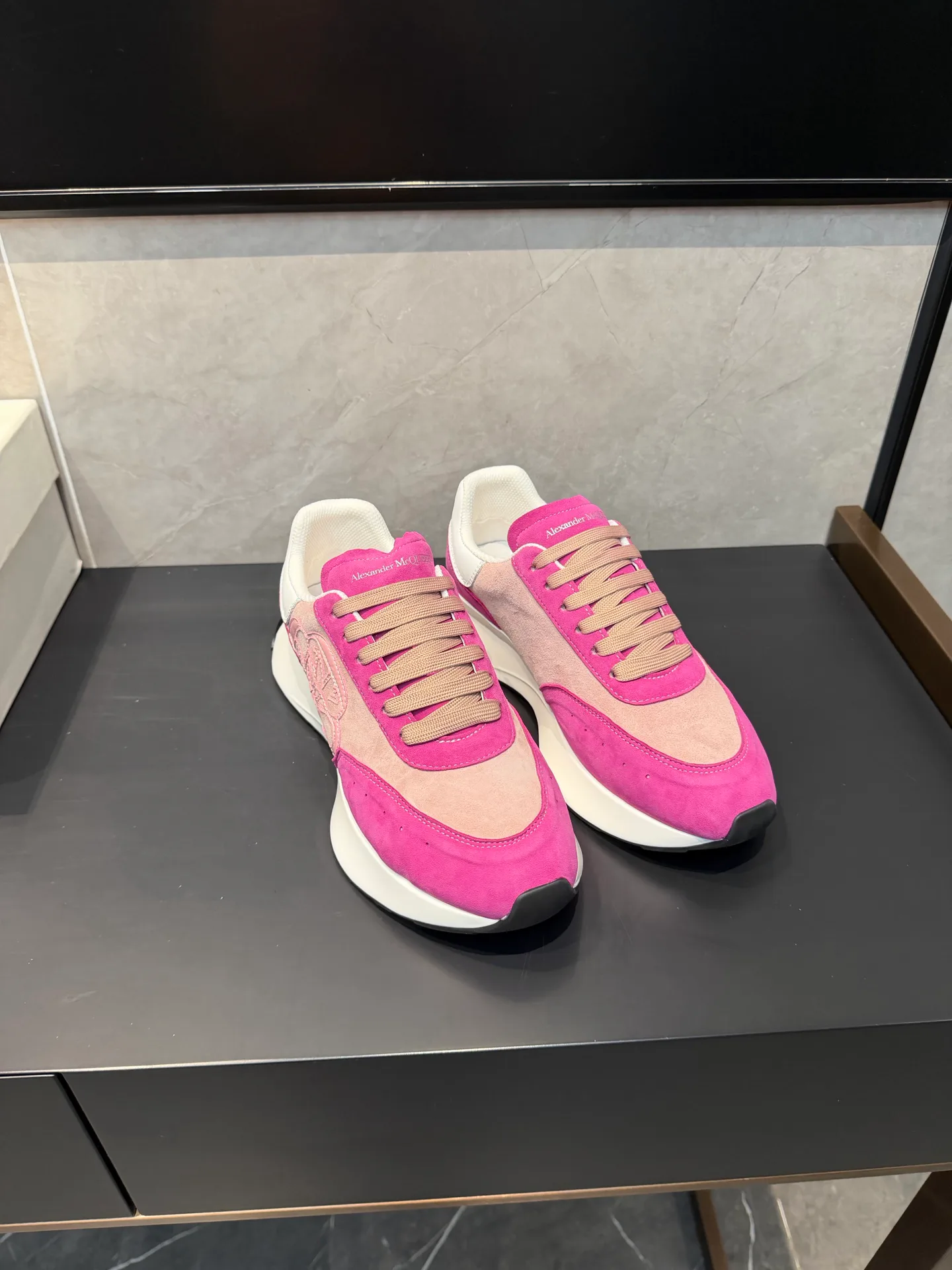 Women's Sneakers ALEXANDER MCQUEEN 18363888