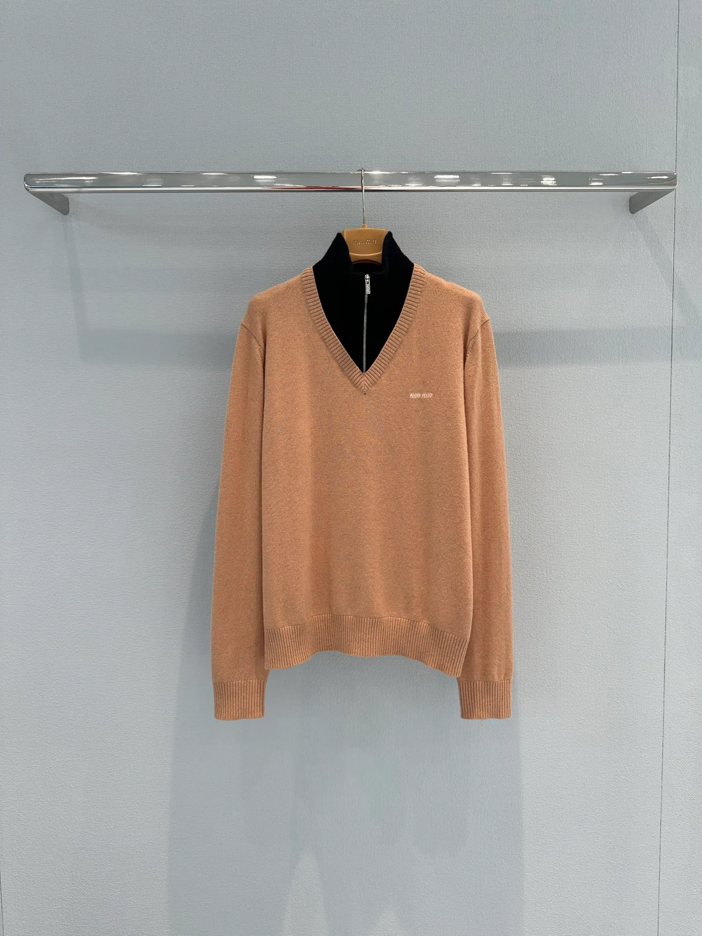 Women's Jumpers And Sweaters MIU MIU 18114659