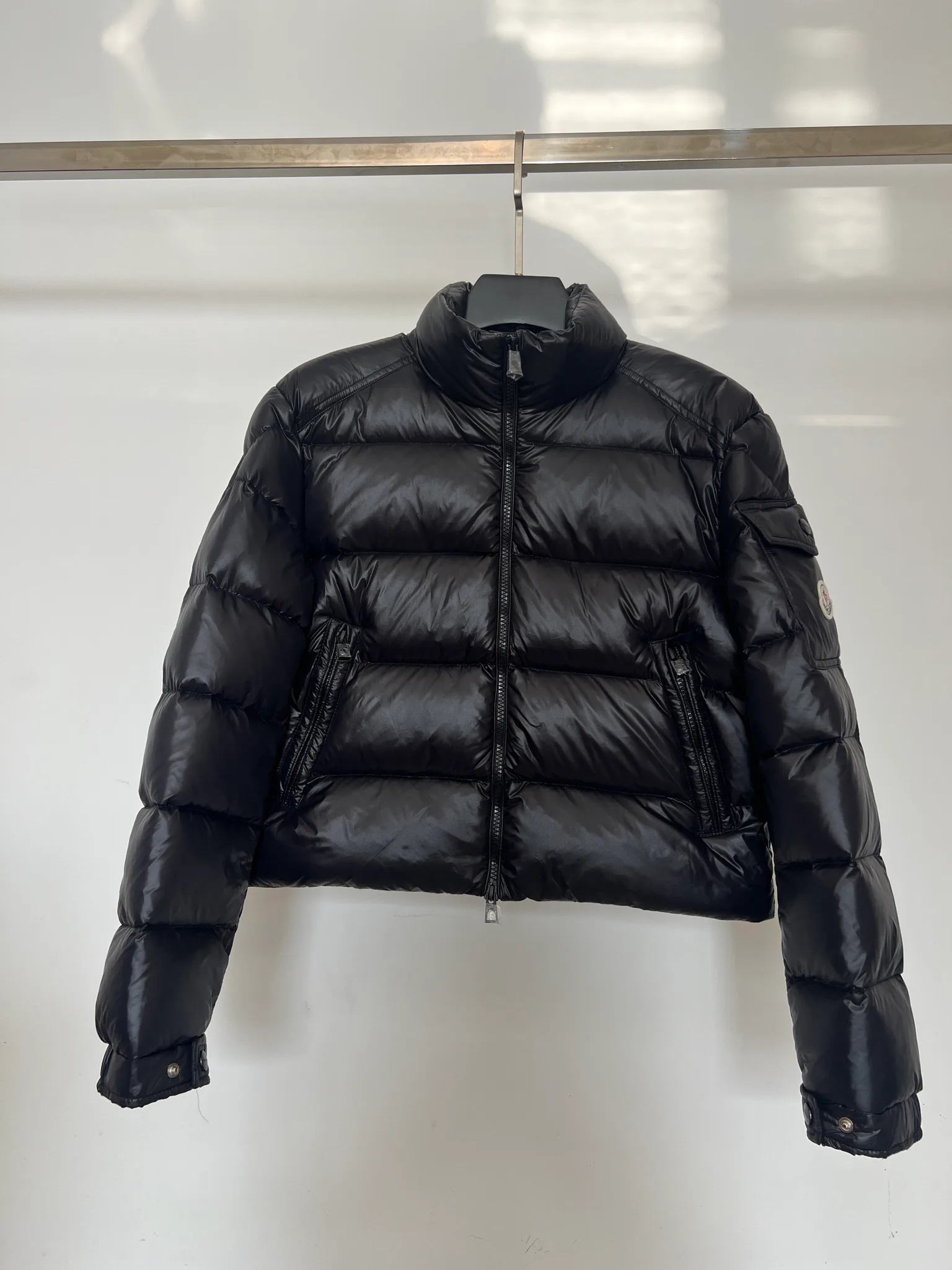 Women's Jackets And Down Jackets MONCLER 18416130