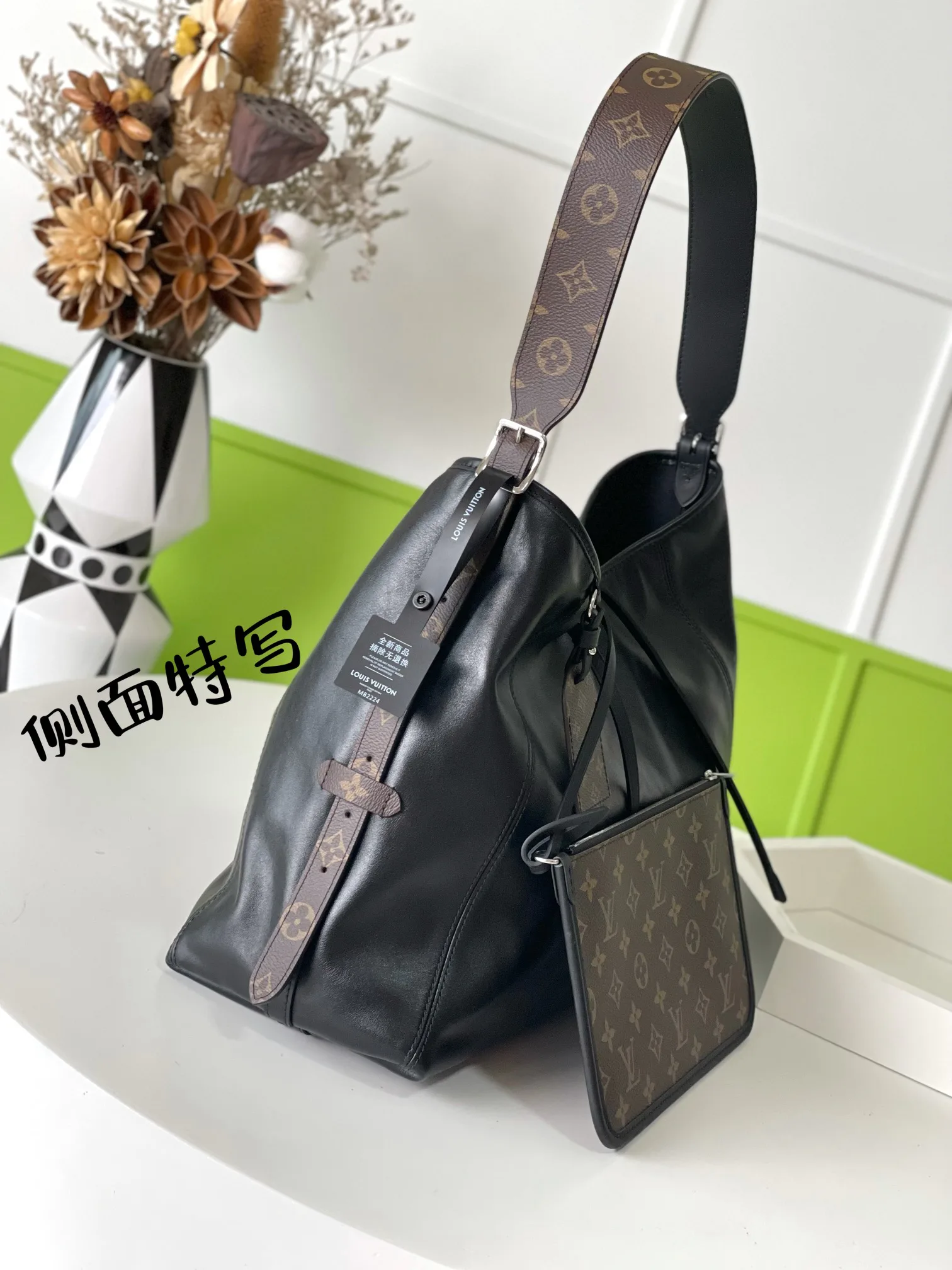 Women's Classic Handbags LOUIS VUITTON 18412654