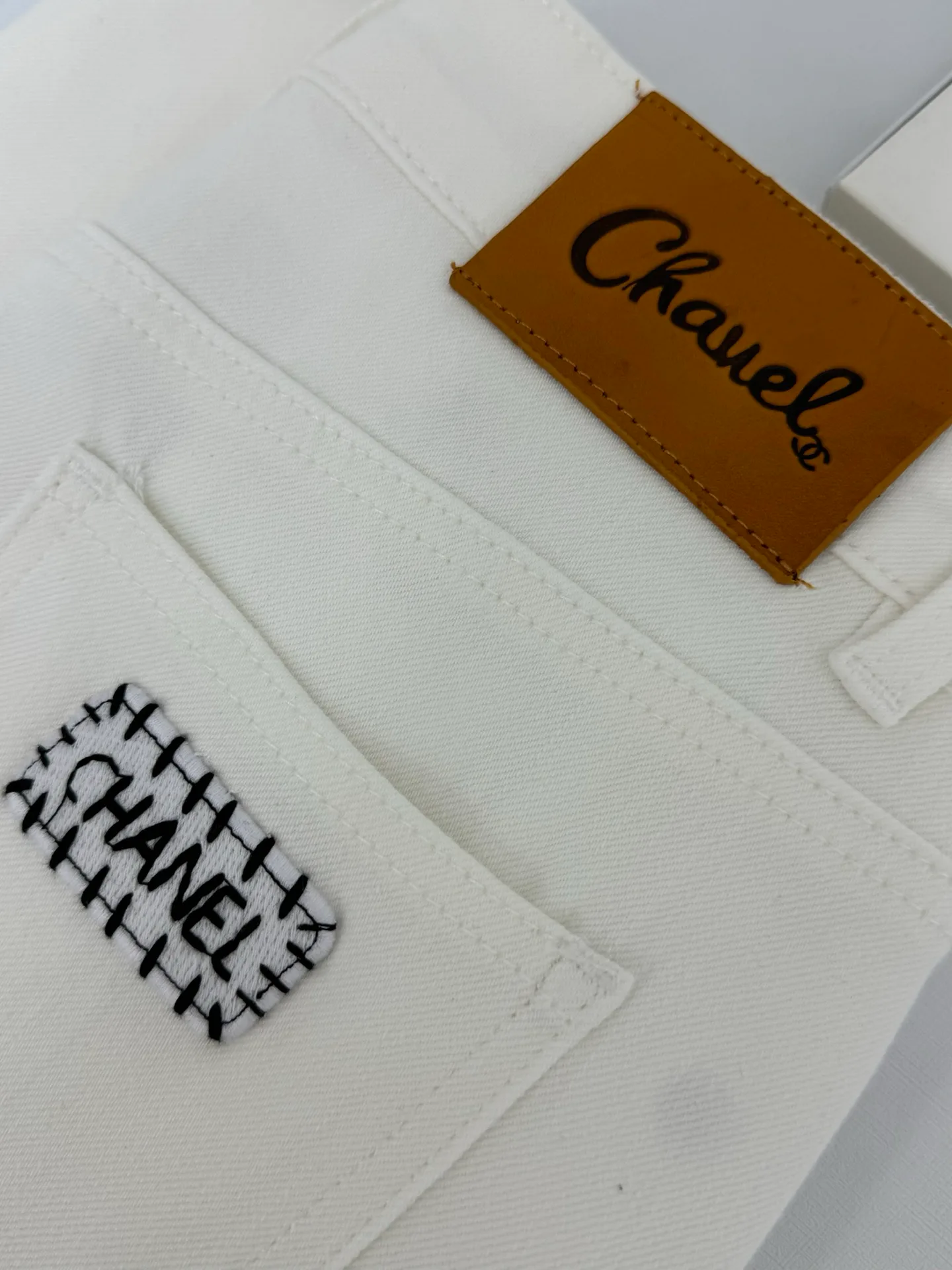 Women's Jeans CHANEL 17298435