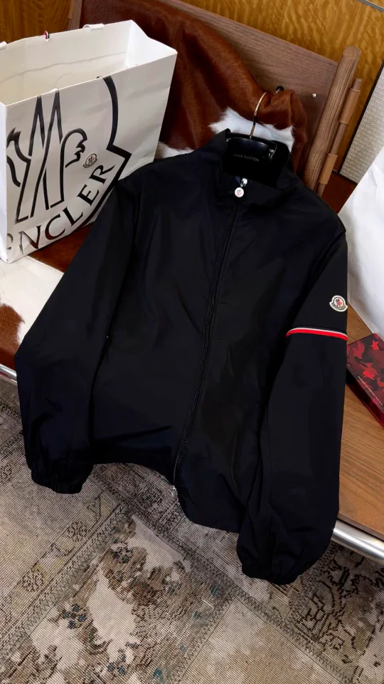 Men's Jackets And Down Jackets MONCLER 17571930
