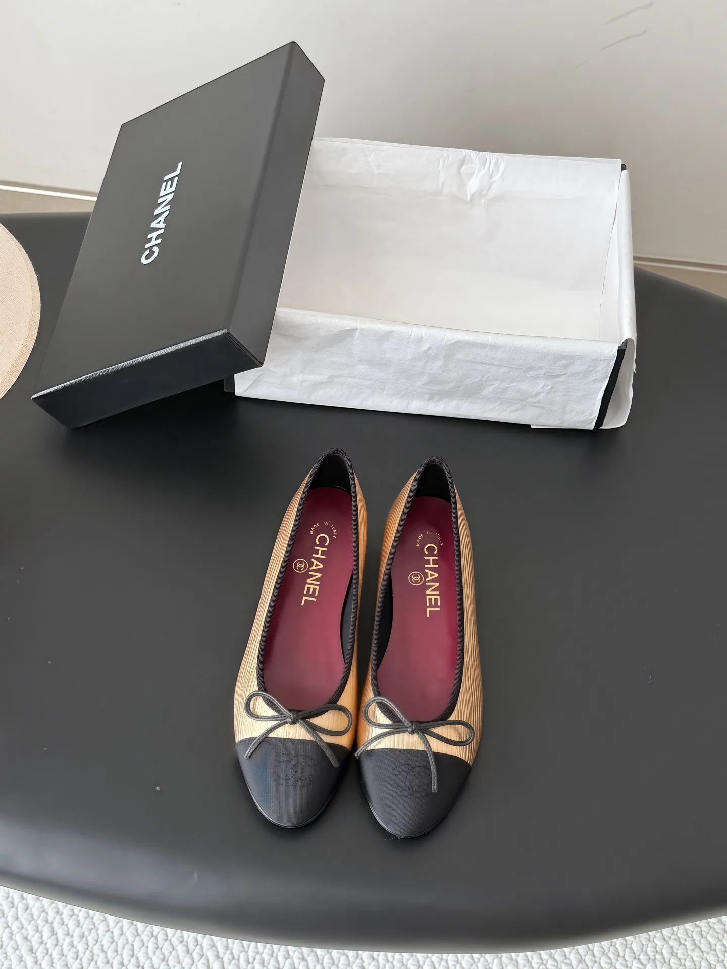 Women's Ballet Flats CHANEL 18139377