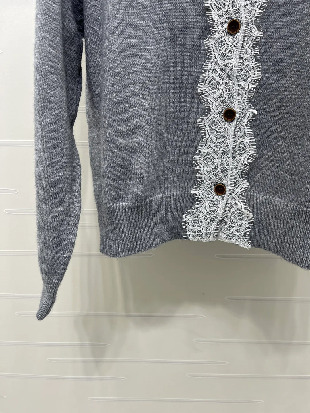 Women's Jumpers And Sweaters MIU MIU 18333024