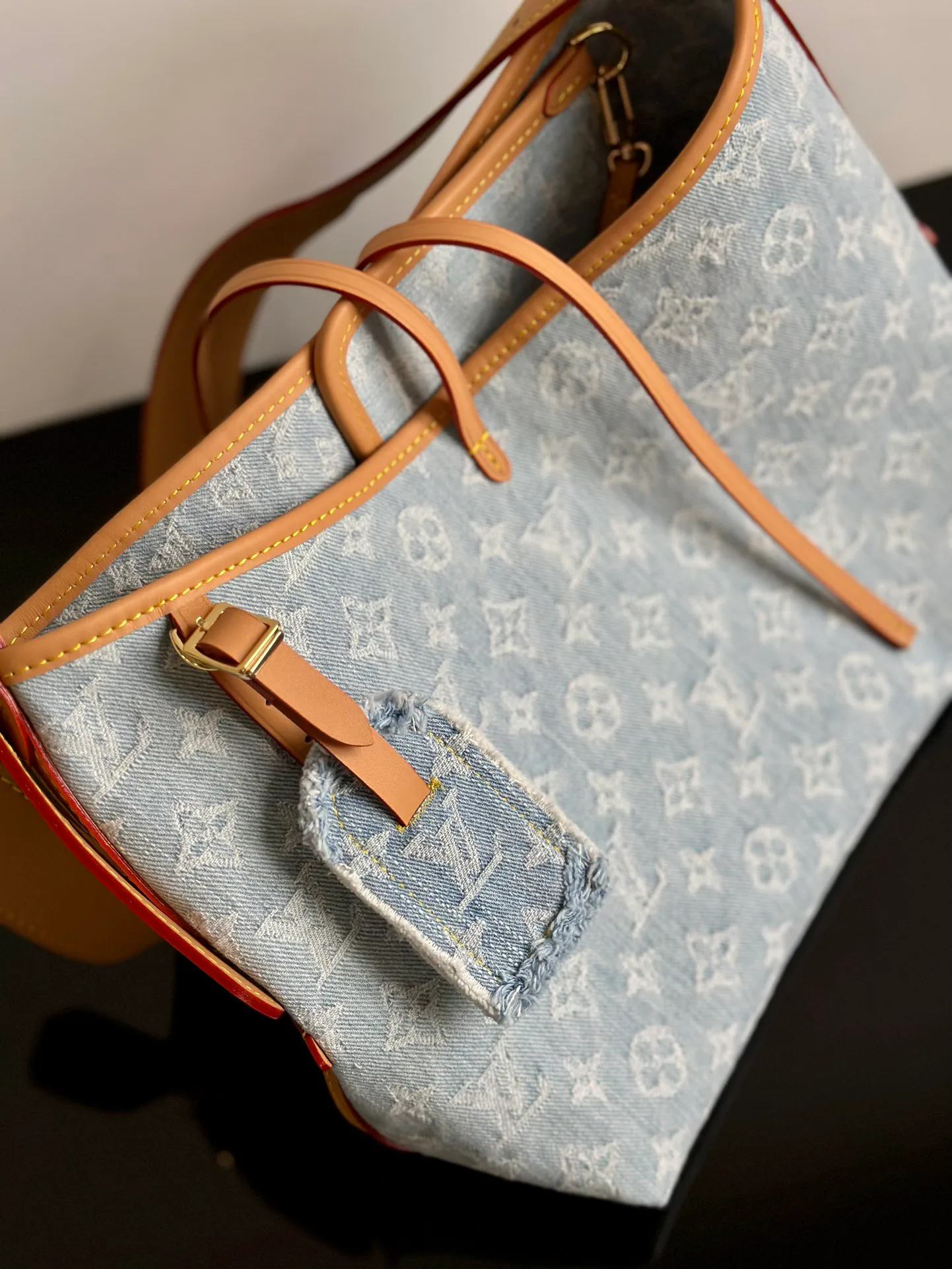 Women's Classic Handbags LOUIS VUITTON 18376467