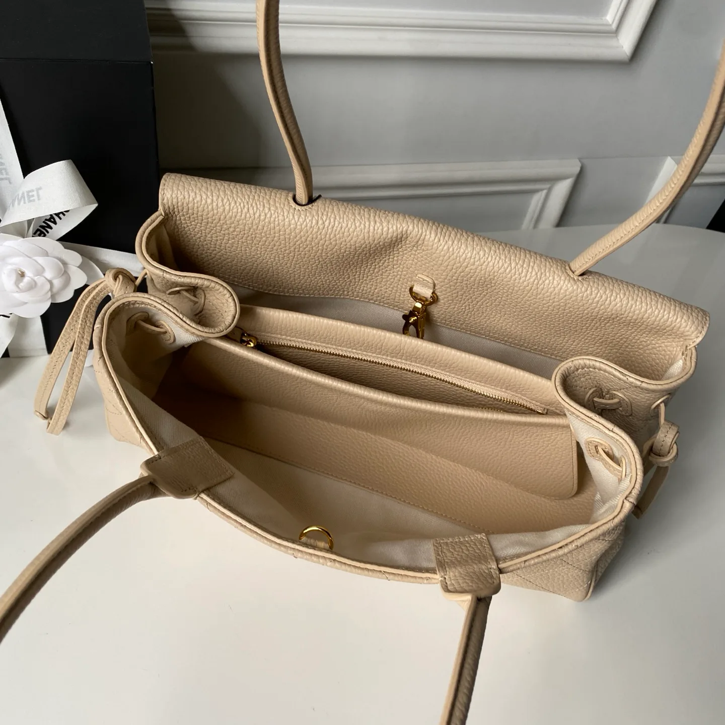 Women's Classic Handbags CHANEL 18207861