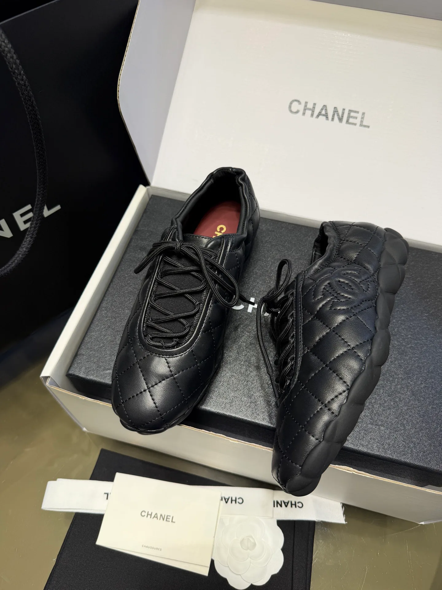 Women's Sneakers CHANEL 17877264