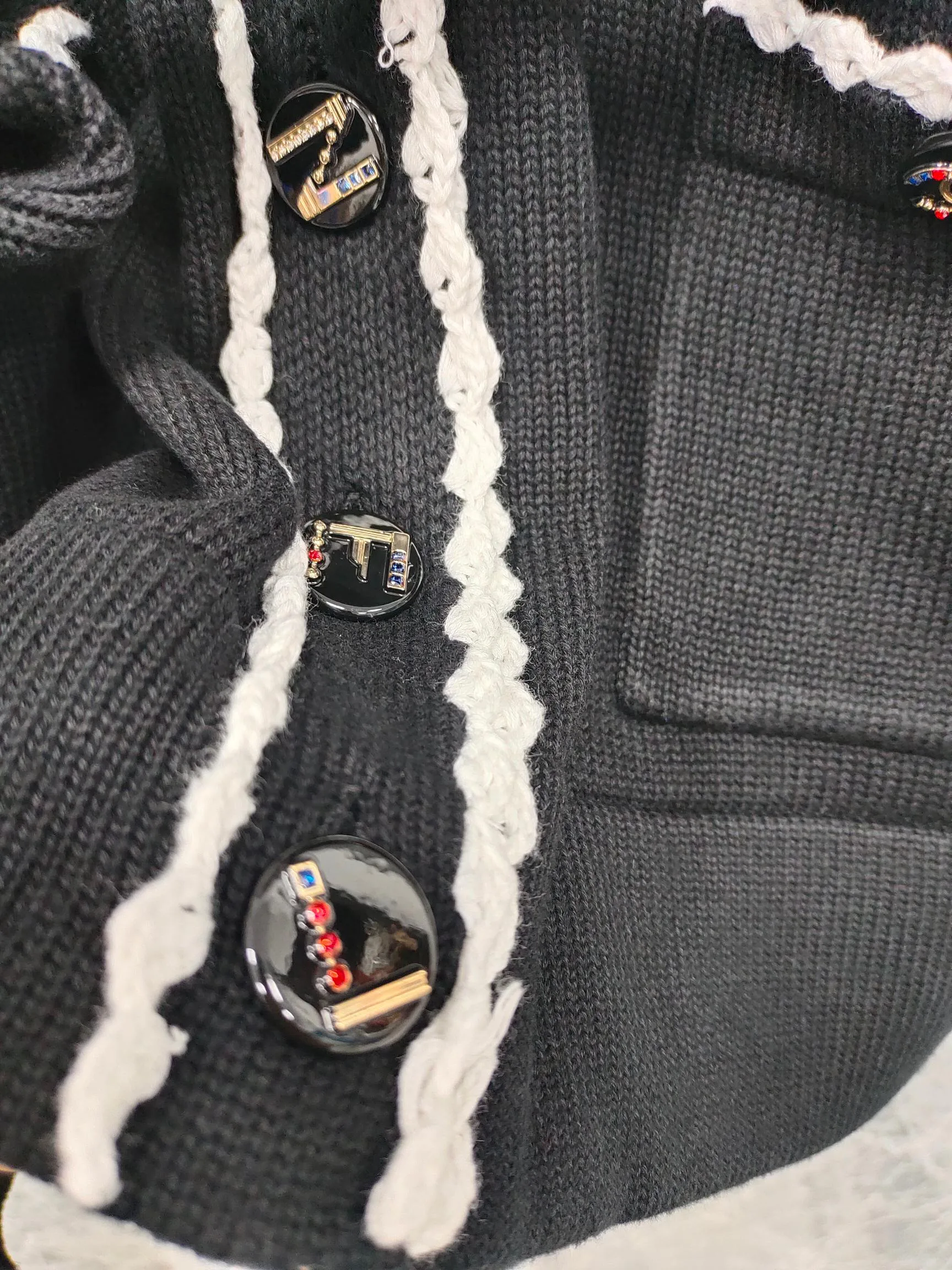 Women's Jumpers And Sweaters CHANEL 18363303