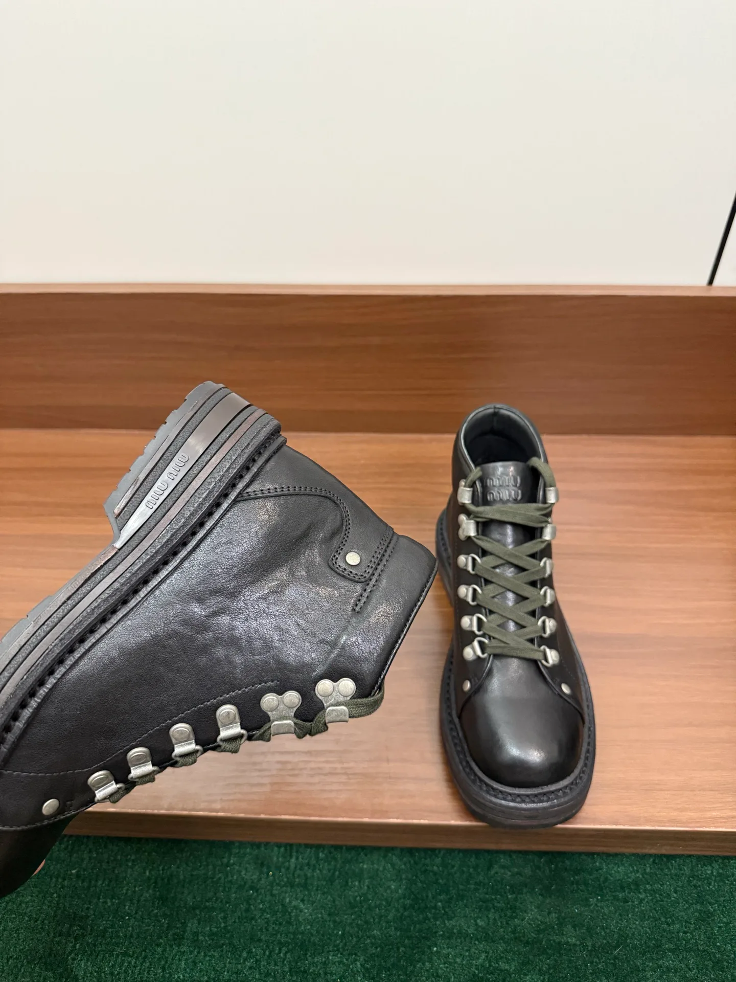 Women's Ankle Boots MIU MIU 18092564