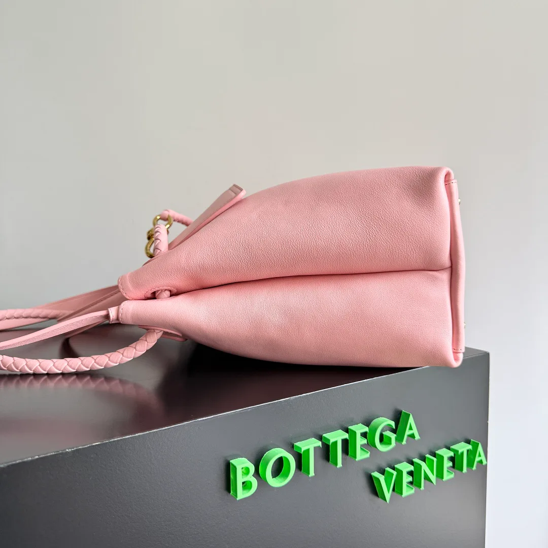 Women's Classic Handbags BOTTEGA VENETA 16878900