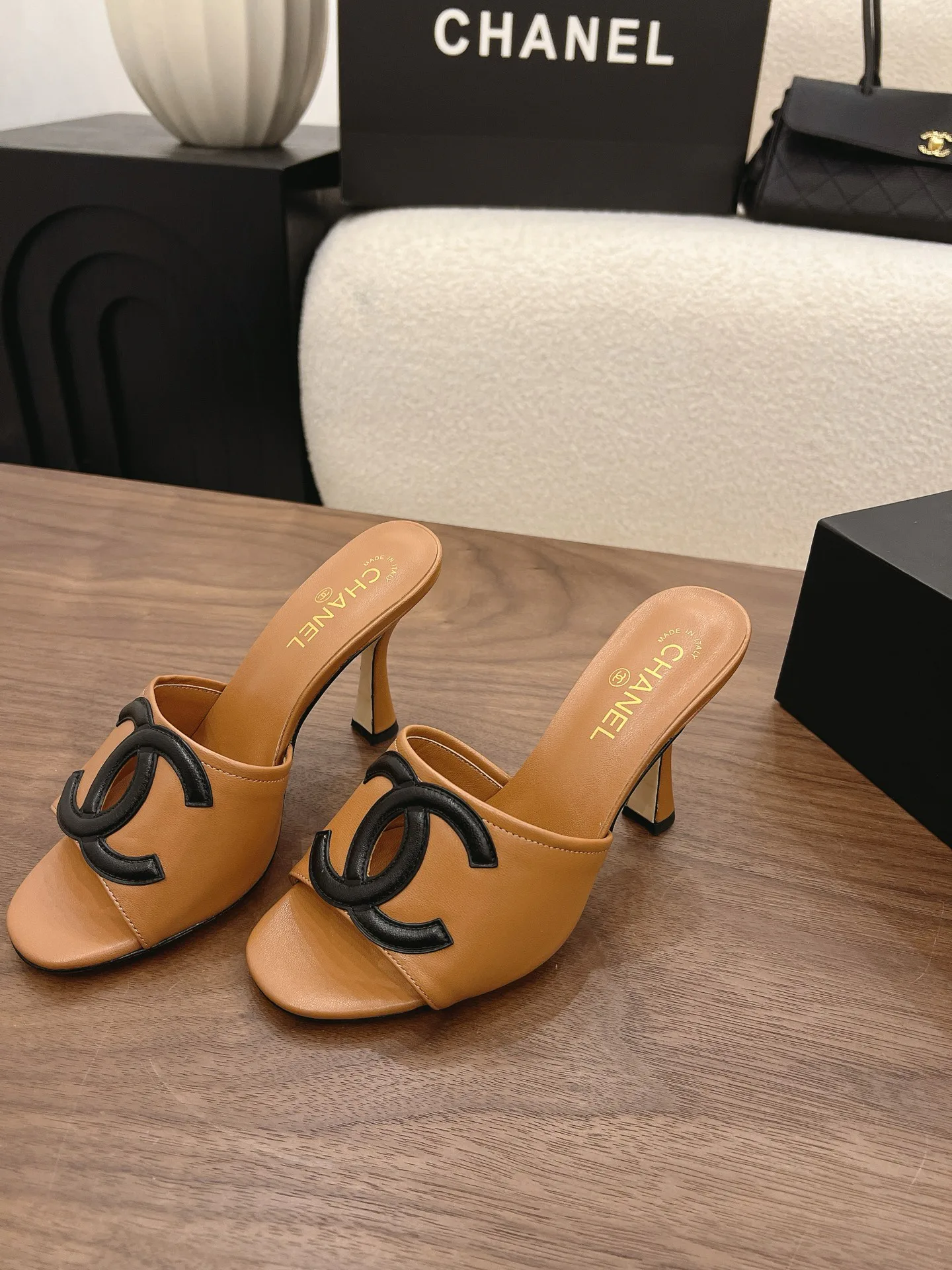 Women's Mules And Clogs CHANEL 16944144