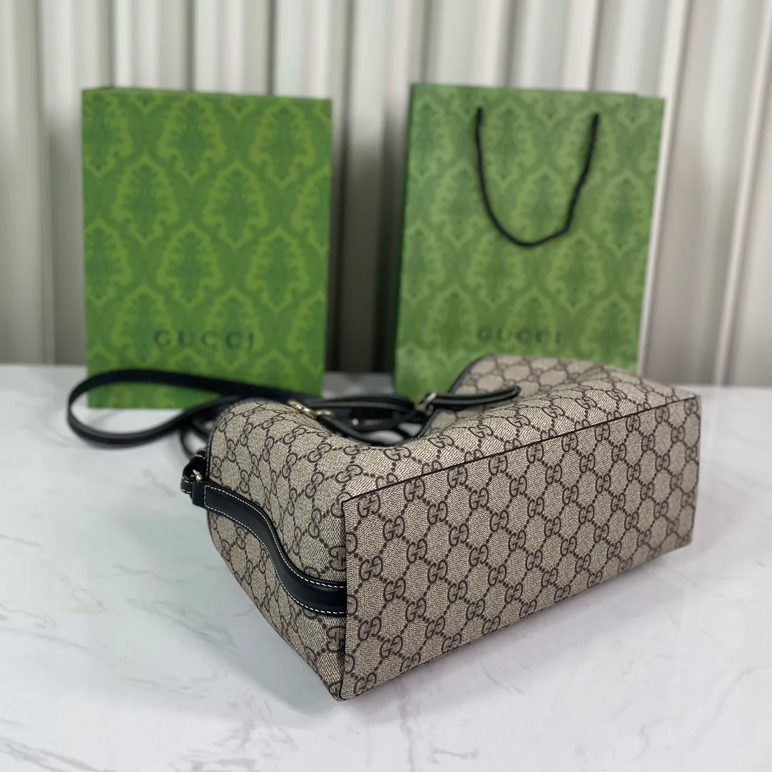 Women's Classic Handbags GUCCI 18273150