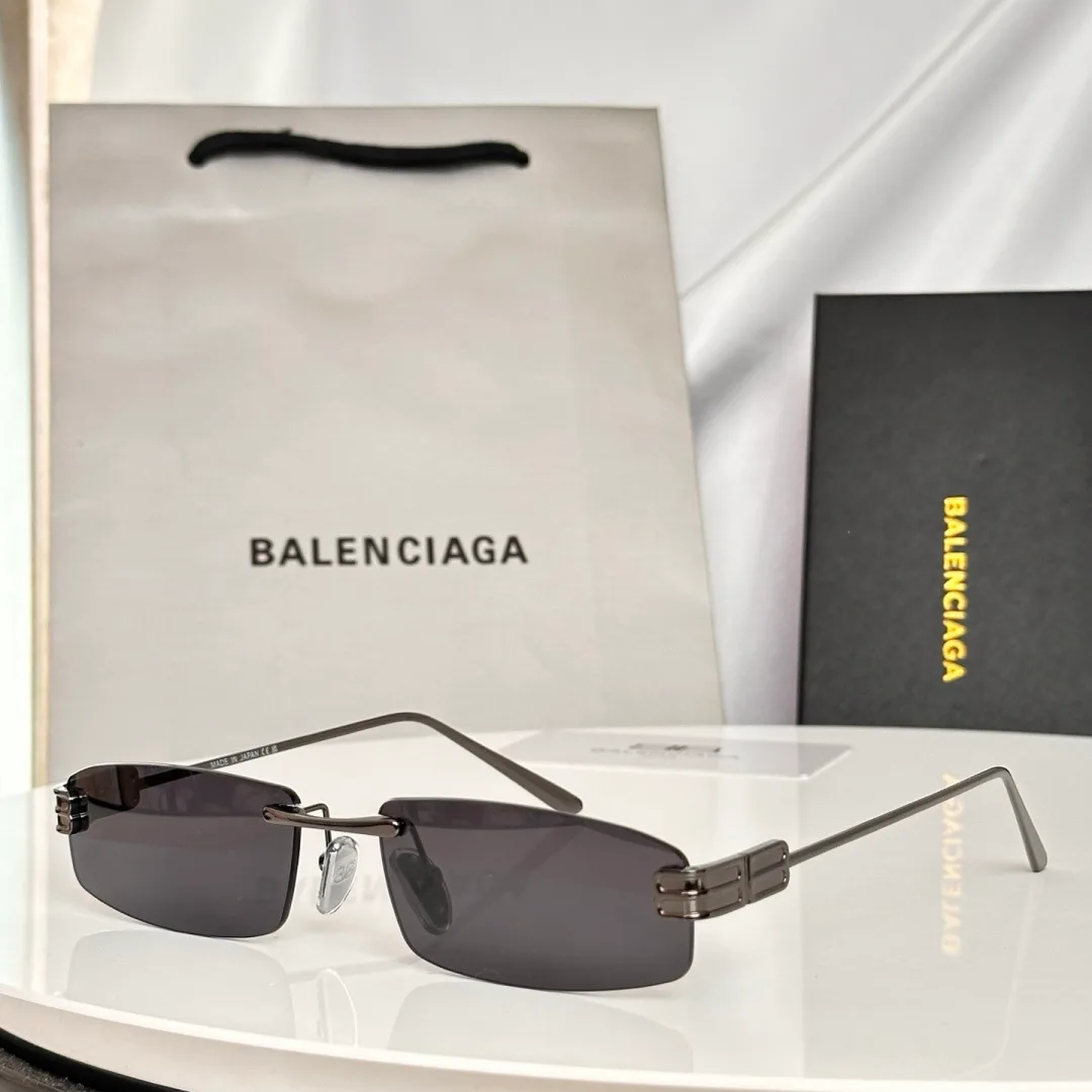 Glasses BALENCIAGA 17546255