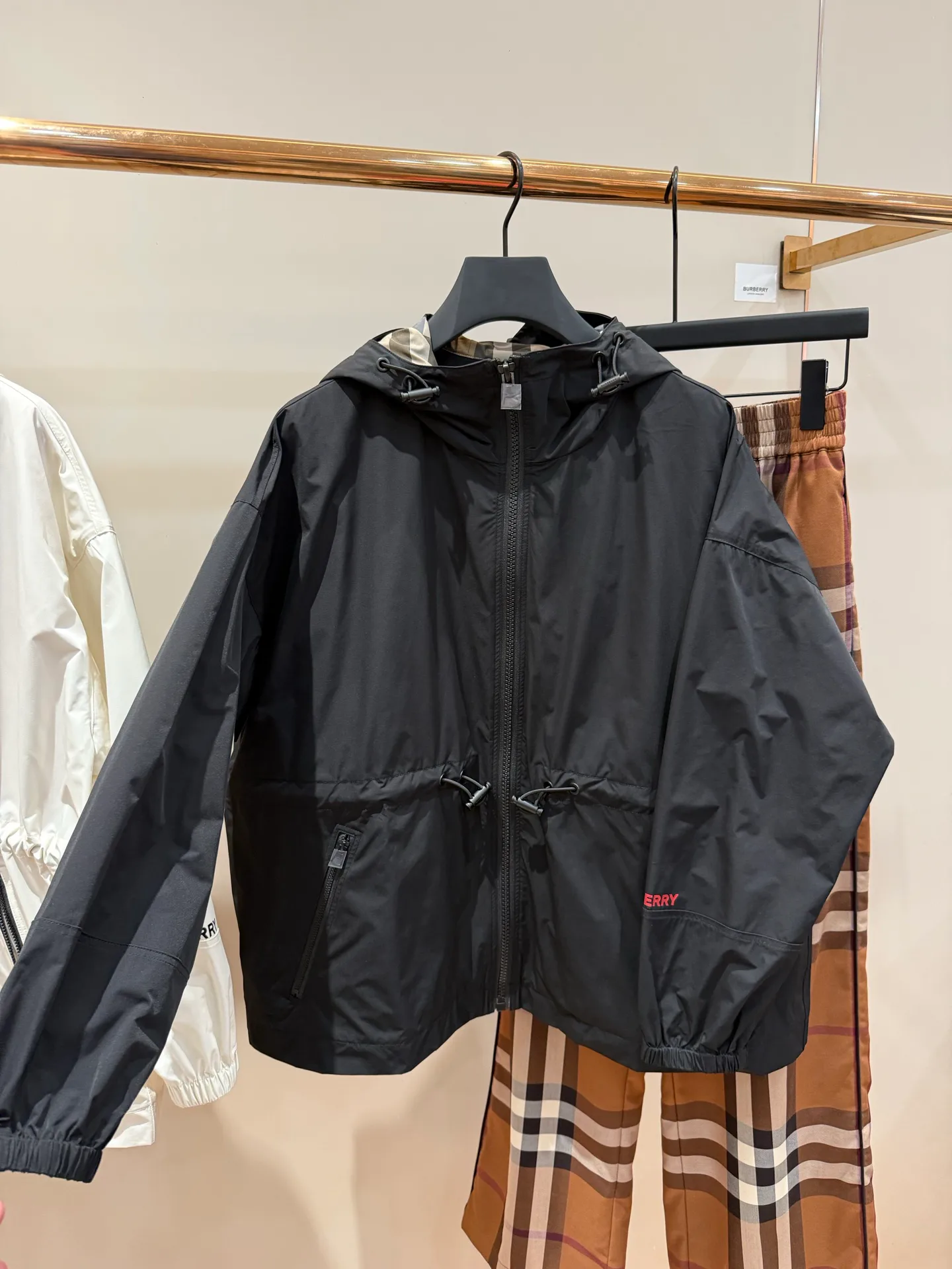 Women's Jackets And Down Jackets BURBERRY 17889944