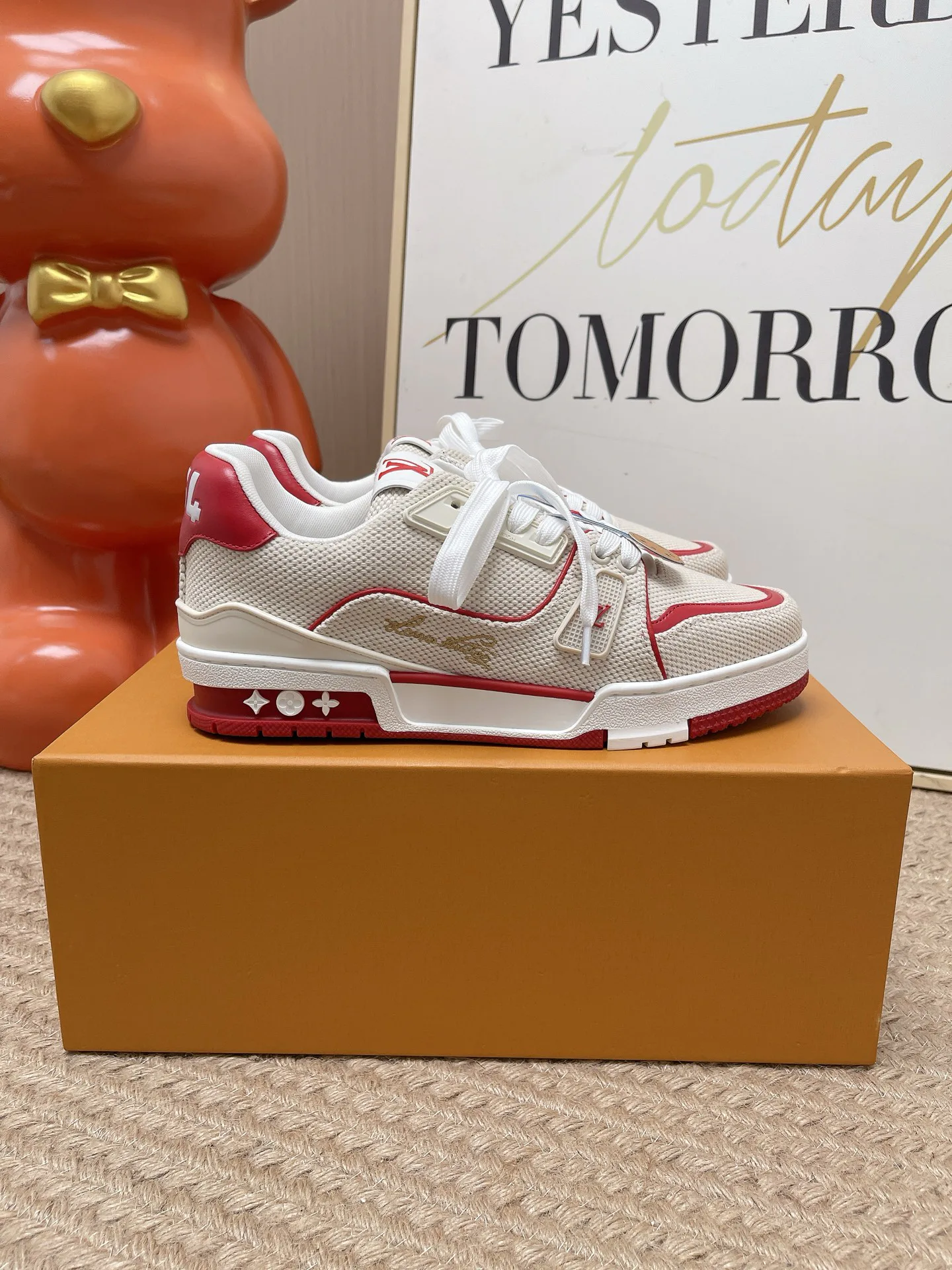 Men's Sneakers LOUIS VUITTON 17449385